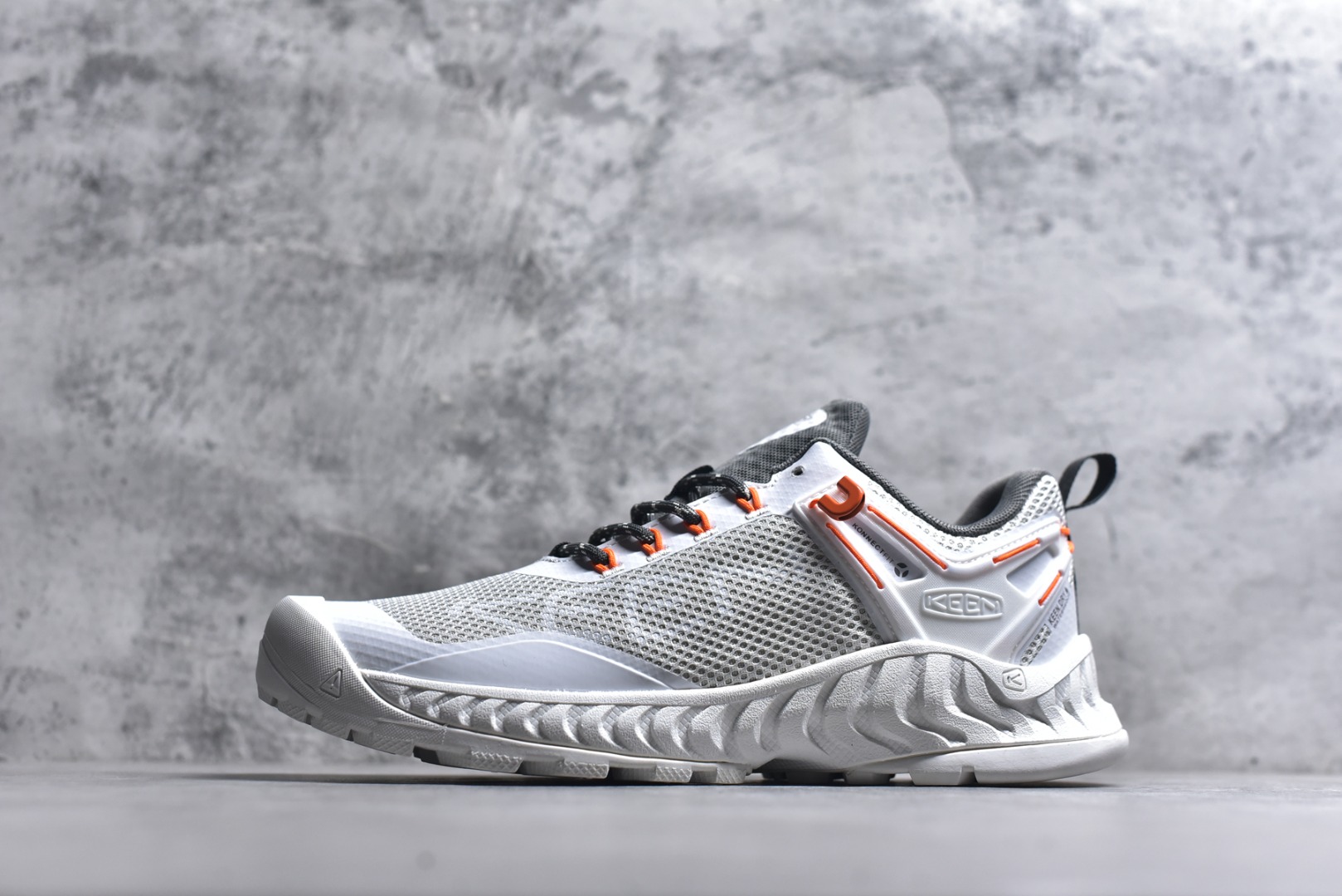 #KEEN科恩 NXIS EVO WP 户外运动低帮防水透气徒步鞋 白色 货号：1030062 尺码：36-44-选品中心