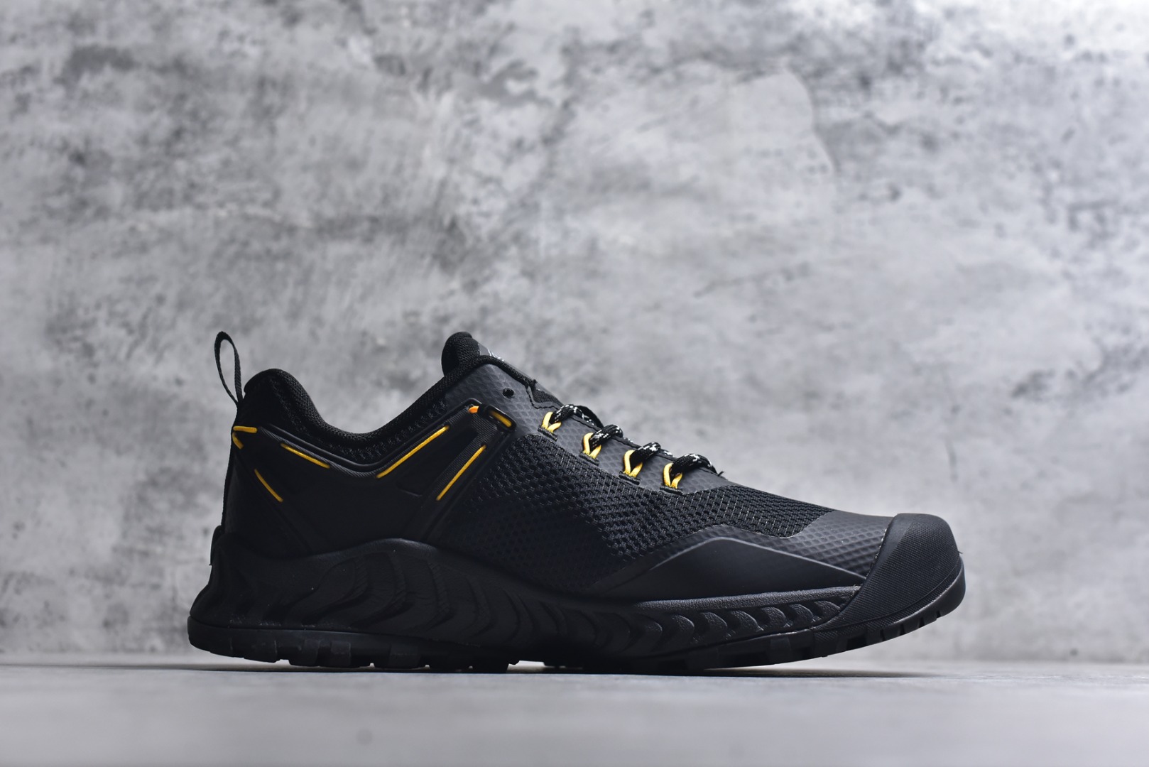 图片[3]-#KEEN科恩 NXIS EVO WP 户外运动低帮防水透气徒步鞋 黑金 货号：1025910 尺码：36-44-选品中心