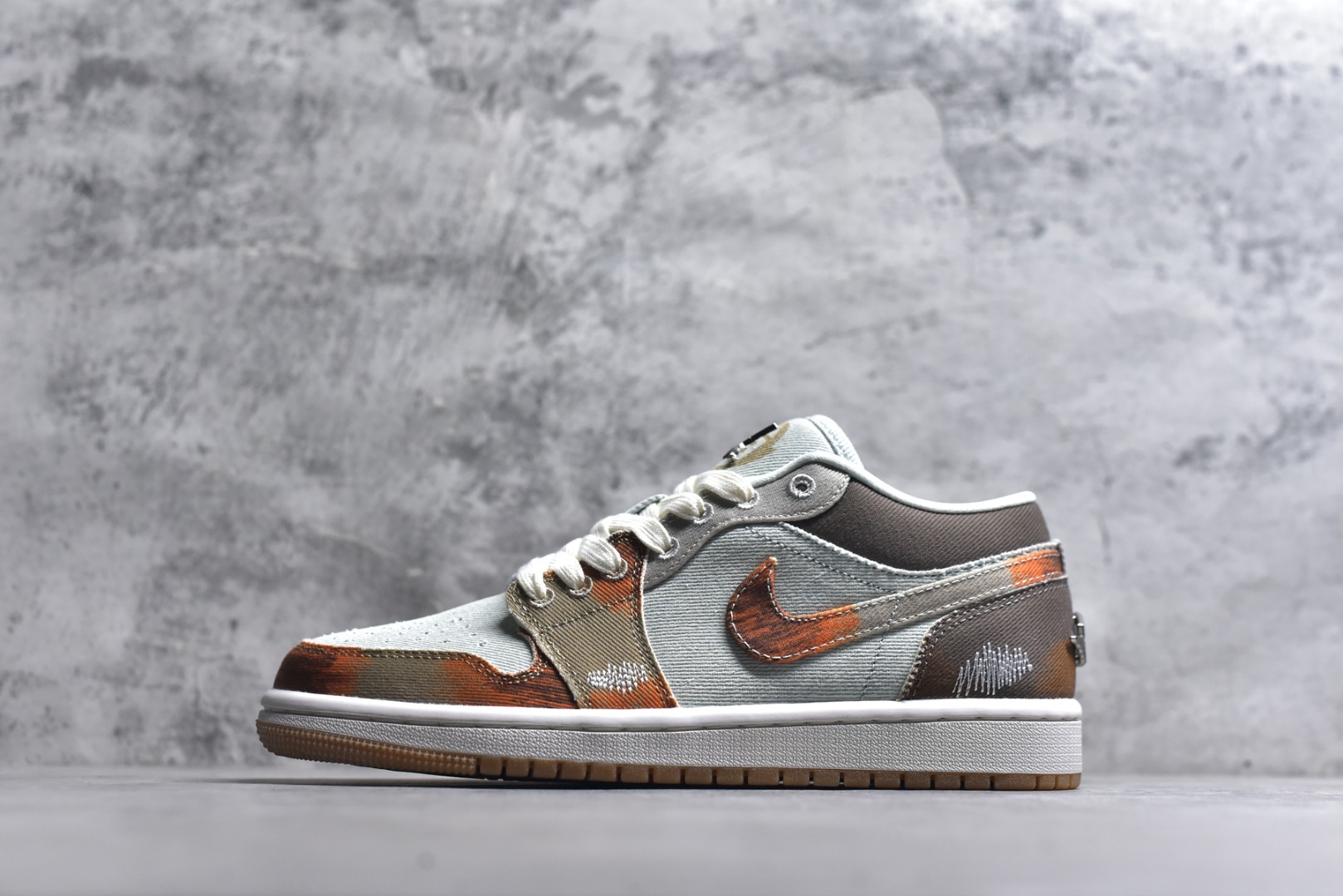 #Air Jordan 1 Low SE \