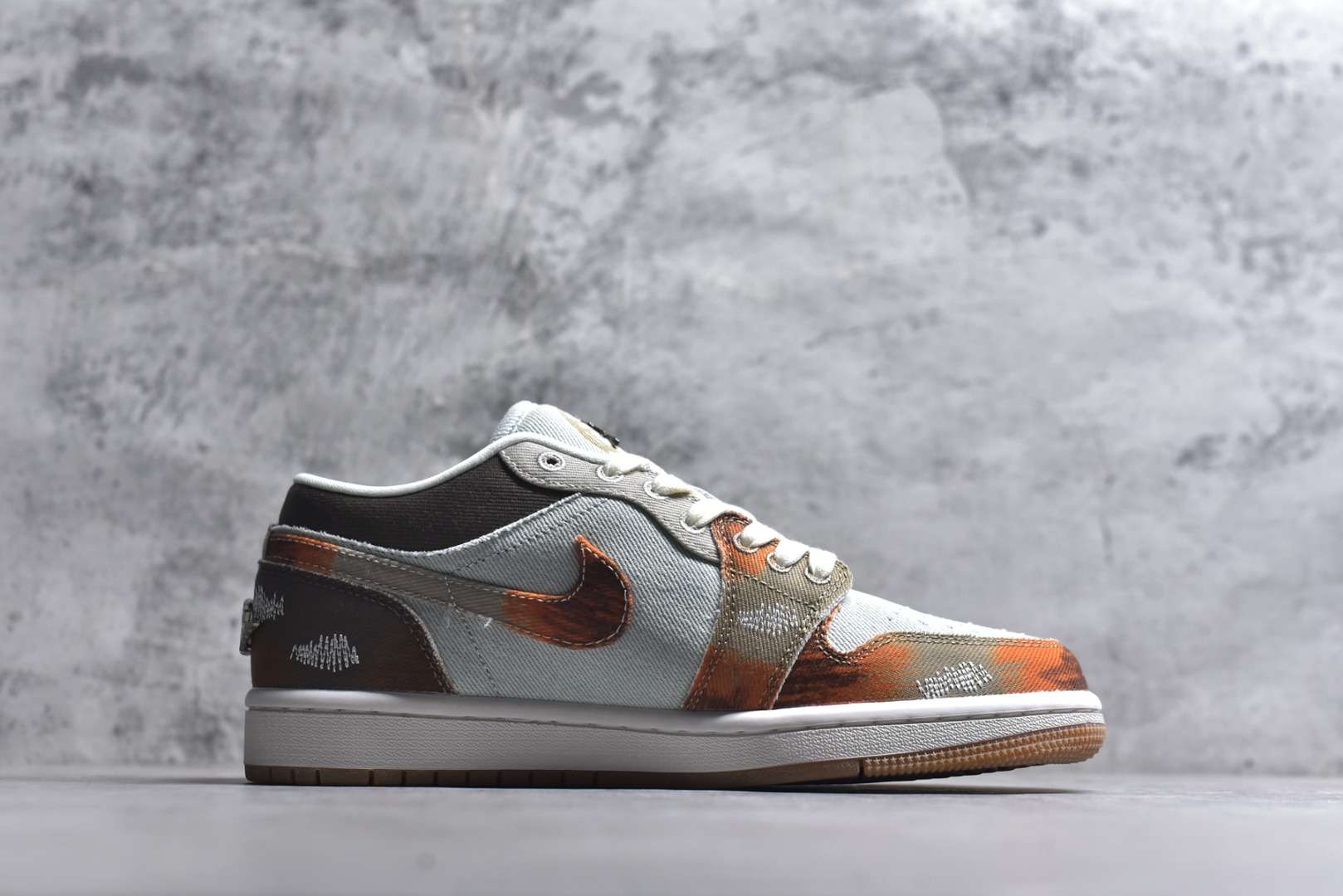 图片[3]-#Air Jordan 1 Low SE \”Multi-Color Distressed\” AJ1 乔1做旧复古喷墨 低帮文化休闲板鞋 IM6664-991 市场唯一独家头层皮打造 原鞋原档案开发 原厂皮料 原档冲孔鞋头 正确满胶鞋垫 四线拉帮 原厂织唛标 鞋舌高弹海绵填充 尺码：36-46（半）-选品中心