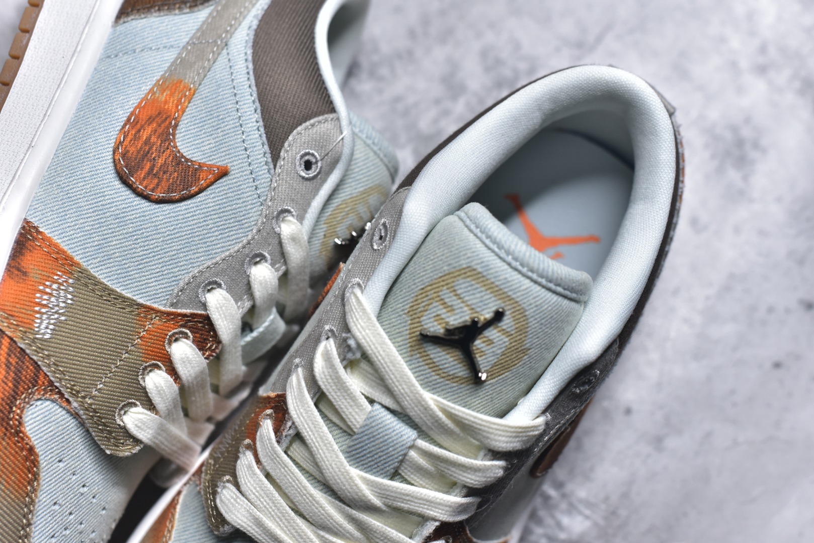 图片[9]-#Air Jordan 1 Low SE \”Multi-Color Distressed\” AJ1 乔1做旧复古喷墨 低帮文化休闲板鞋 IM6664-991 市场唯一独家头层皮打造 原鞋原档案开发 原厂皮料 原档冲孔鞋头 正确满胶鞋垫 四线拉帮 原厂织唛标 鞋舌高弹海绵填充 尺码：36-46（半）-选品中心