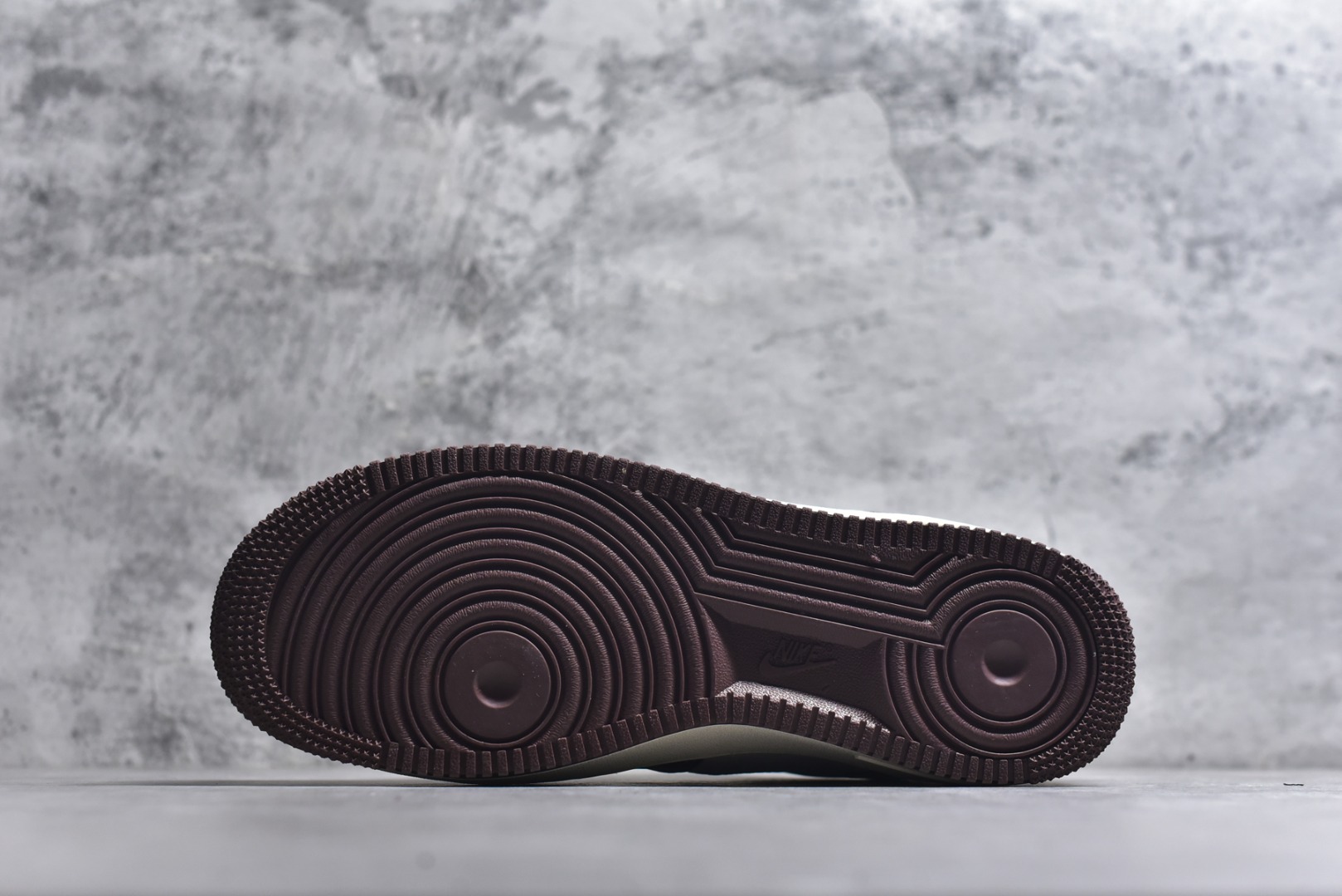 图片[6]-#2026爆款限量发售！高端定制Nike Air Force 1 \’07 Low “马年限定联名——白棕中国风” 高端定制 低帮休闲板鞋 定制鞋盒 大厂纯原品质出货 超高清洁度 皮料切割干净无任何毛边 细节完美 货号：KD1688-005 尺码：36 36.5 37.5 38 38.5 39 40 40.5 41 42 42.5 43 44 44.5 45-选品中心