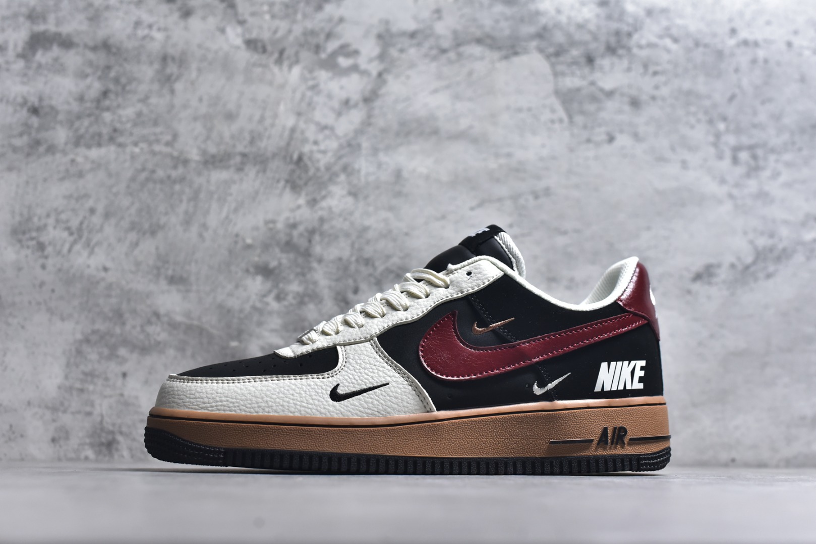 #海外限量发售！公司级NIke Air Force 1 \'07 Low “白红黑彩色拼接” 空军一号低帮 运动鞋 休闲鞋 折边针车 工艺难度大 原楦头原纸板 高端定制鞋盒 原厂鞋底 超高清洁度 细节完美 货号：IM3378-122 尺码：36 36.5 37.5 38 38.5 39 40 40.5 41 42 42.5 43 44 44.5 45-选品中心