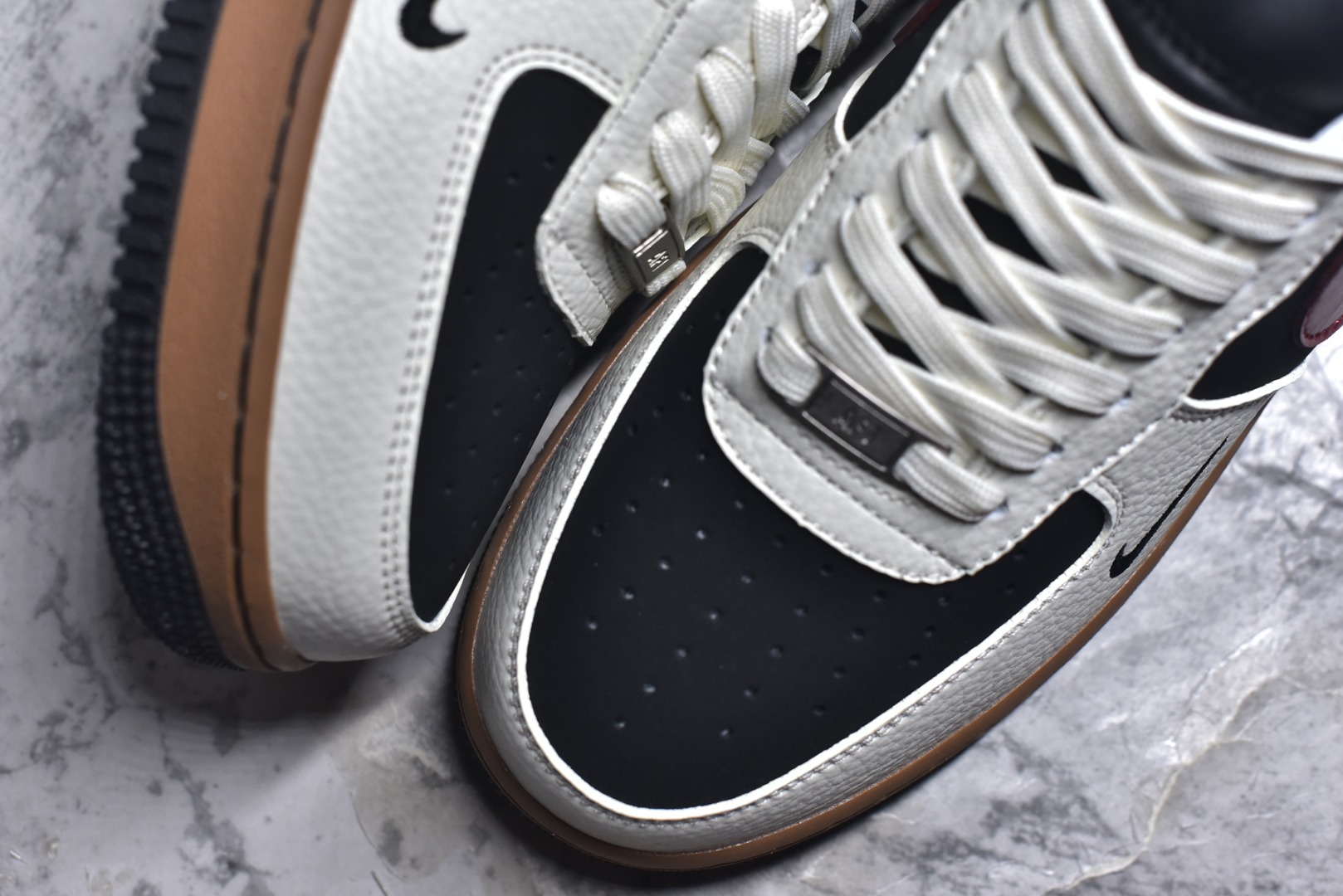 图片[8]-#海外限量发售！公司级NIke Air Force 1 \’07 Low “白红黑彩色拼接” 空军一号低帮 运动鞋 休闲鞋 折边针车 工艺难度大 原楦头原纸板 高端定制鞋盒 原厂鞋底 超高清洁度 细节完美 货号：IM3378-122 尺码：36 36.5 37.5 38 38.5 39 40 40.5 41 42 42.5 43 44 44.5 45-选品中心