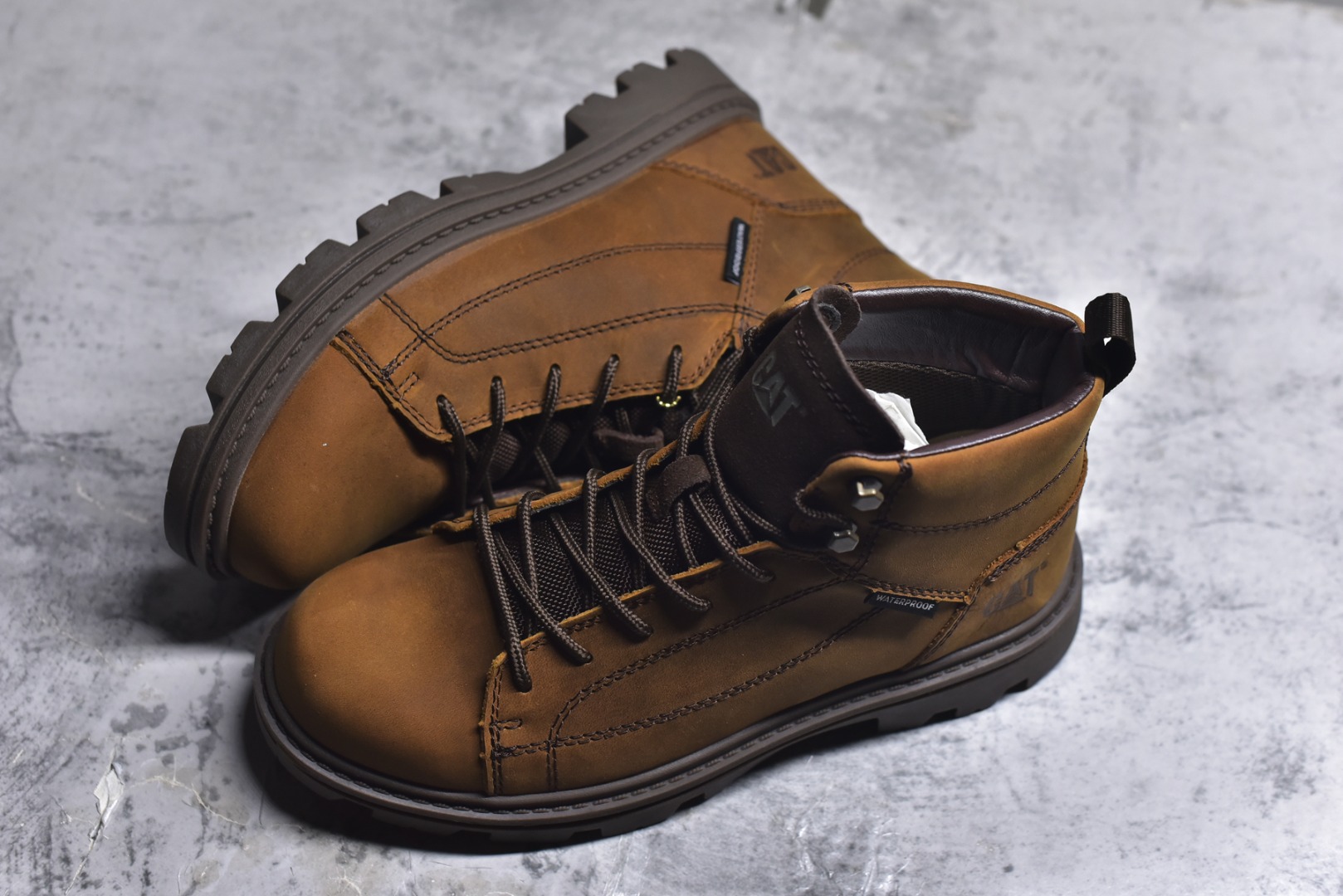 图片[7]-#2025秋冬新款天猫CAT/卡特725406户外工装轻底中帮休闲马丁靴系列 广东大厂品质 全新工艺升级 全鞋防水认证进口油蜡牛皮材料 大底到五金都是代工厂原材料制作 同原版固特异永不开胶工艺 好货不杀猪 首单质量严格把控 全网独家首发 品质毋庸置疑 全套官网统一包装 今年冬季防寒户外专用 日常随意搭配 尺码：39 40 41 42 43 44（皮鞋码）\”},\”album\”：{\”banner\”：\”https：//xcimg.szwego.com/img/3c4dd9ea/20241025/a1729837392418_2756.jpg-选品中心