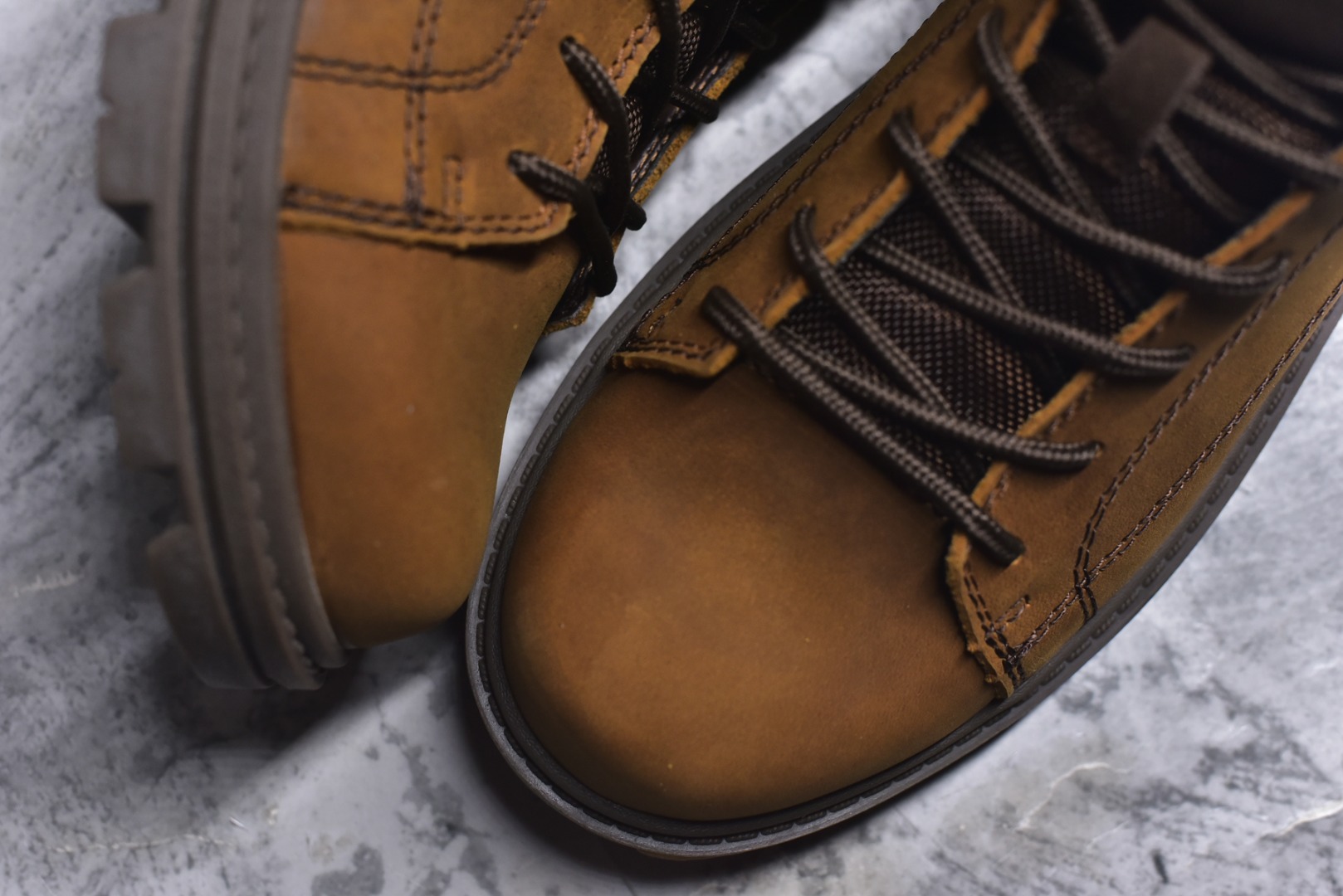 图片[8]-#2025秋冬新款天猫CAT/卡特725406户外工装轻底中帮休闲马丁靴系列 广东大厂品质 全新工艺升级 全鞋防水认证进口油蜡牛皮材料 大底到五金都是代工厂原材料制作 同原版固特异永不开胶工艺 好货不杀猪 首单质量严格把控 全网独家首发 品质毋庸置疑 全套官网统一包装 今年冬季防寒户外专用 日常随意搭配 尺码：39 40 41 42 43 44（皮鞋码）\”},\”album\”：{\”banner\”：\”https：//xcimg.szwego.com/img/3c4dd9ea/20241025/a1729837392418_2756.jpg-选品中心