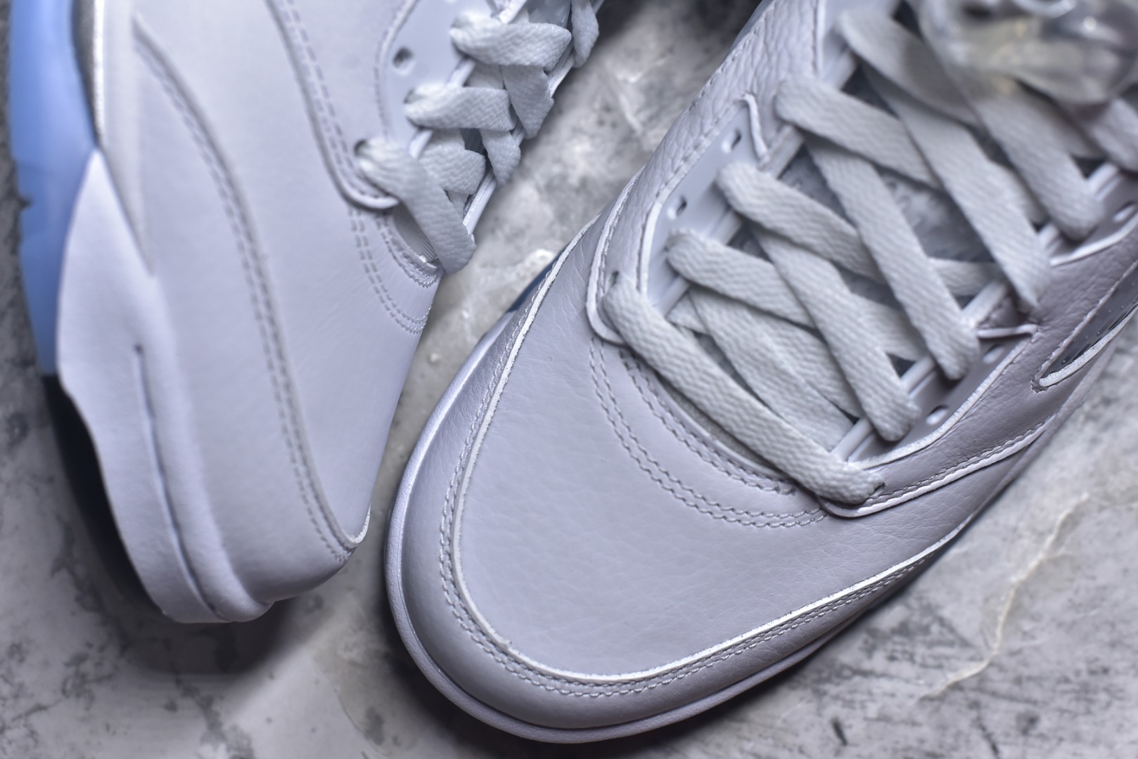 图片[8]-#Air Jordan 5 Retro \”White Metallic\” AJ5 乔5白银 HQ7978-103 国内一线大厂出品 匠心打造 原厂皮料原厂数据 全新纸板 模具打造 外贸 平台高端零售专供品质 品质毋庸置疑 一眼正品既视感 细节均已解码 尺码：40 40.5 41 42 42.5 43 44 44.5 45 46 47.5-选品中心