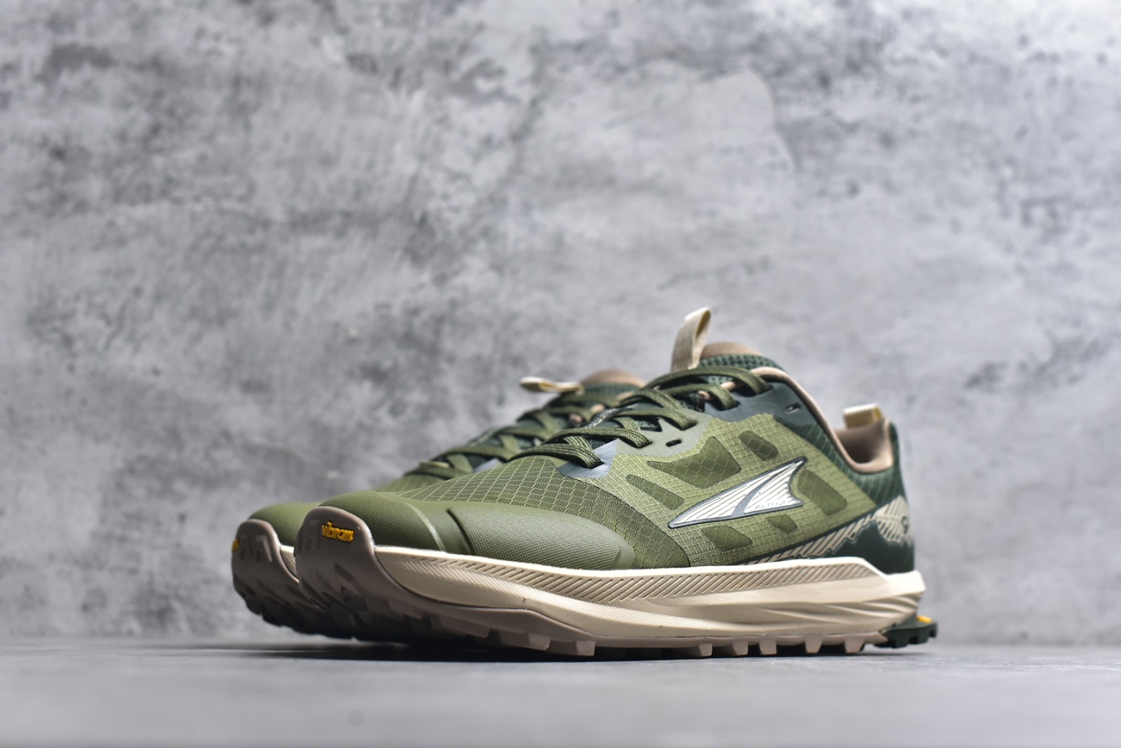 图片[2]-#Altra奥创 Speed Mont Blanc 舒适潮流简约百搭減震 低帮跑步鞋 SD 货号：AL0A85R 尺码：39 40 40.5 41 42 42.5 43 44 45 46-选品中心