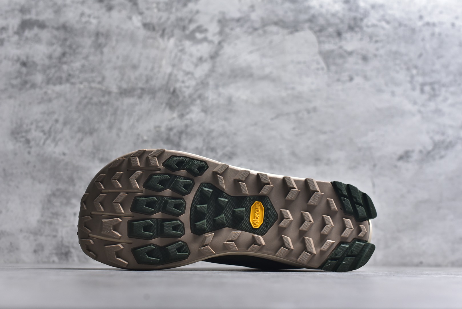 图片[6]-#Altra奥创 Speed Mont Blanc 舒适潮流简约百搭減震 低帮跑步鞋 SD 货号：AL0A85R 尺码：39 40 40.5 41 42 42.5 43 44 45 46-选品中心