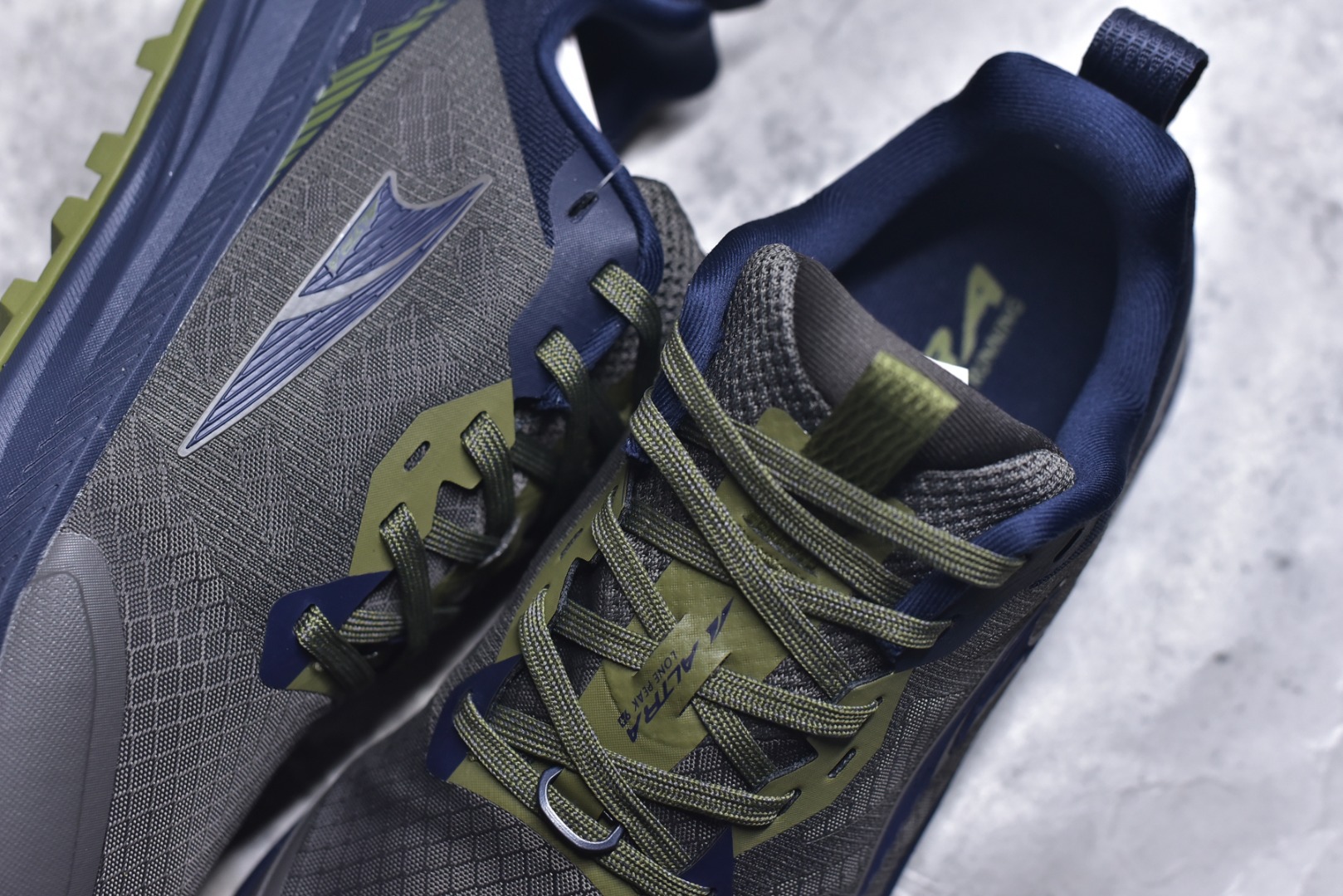 图片[9]-#Altra奥创 Speed Mont Blanc 舒适潮流简约百搭減震 低帮跑步鞋 SD 货号：AL0A85R 尺码：39 40 40.5 41 42 42.5 43 44 45 46-选品中心