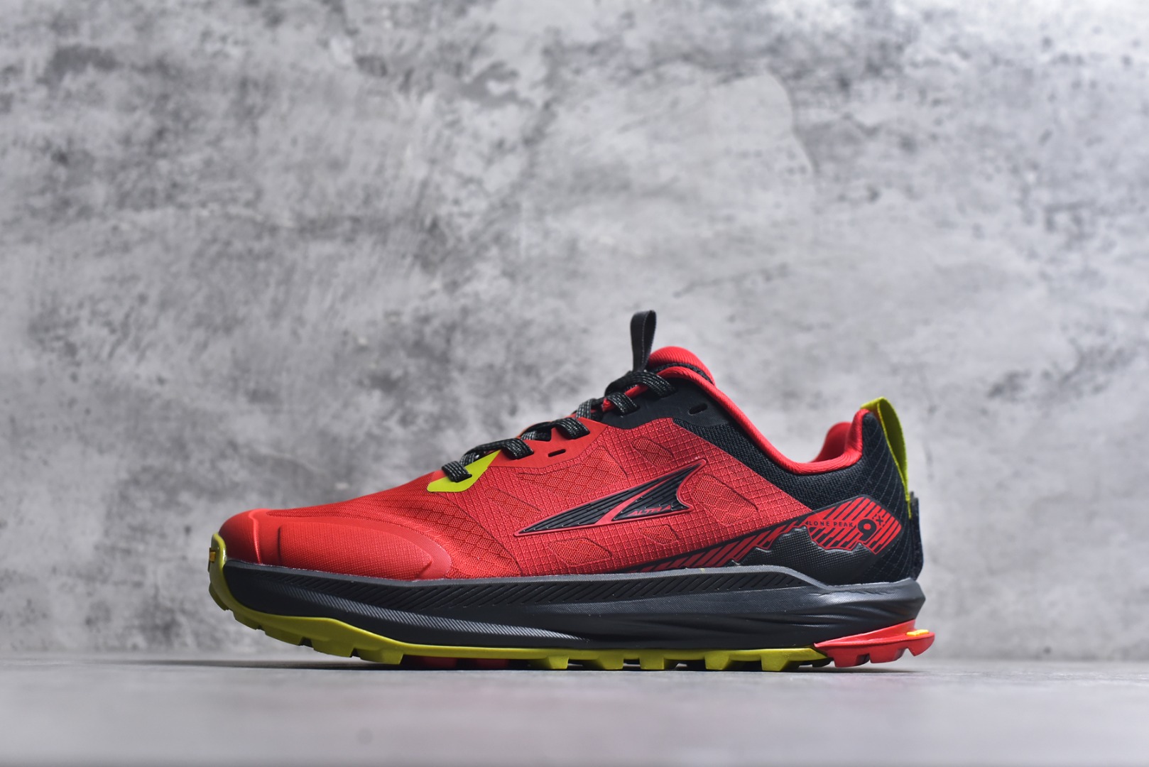 #Altra奥创 Speed Mont Blanc 舒适潮流简约百搭減震 低帮跑步鞋 SD 货号：AL0A85R 尺码：39 40 40.5 41 42 42.5 43 44 45 46-选品中心