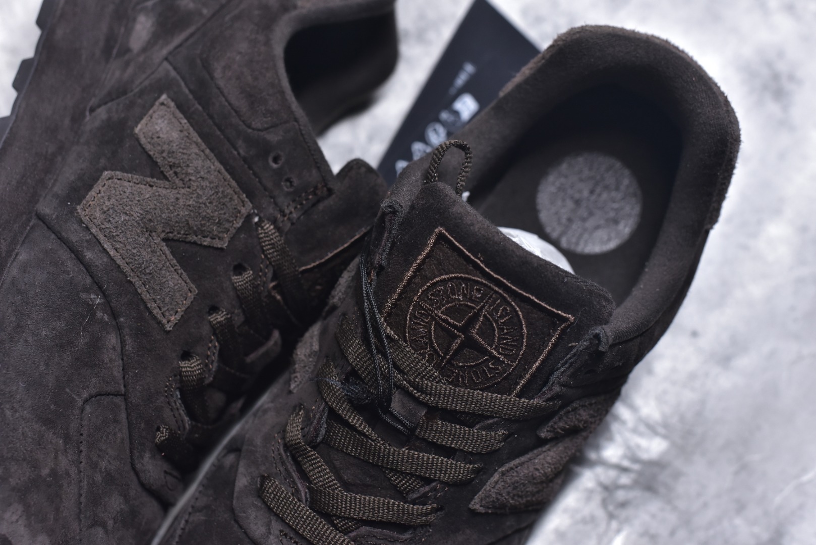 图片[9]-#New Balance 574系列 新百伦 低帮复古休闲运动慢跑鞋 采用猪巴革组合网织物鞋面材质 全新4层组合独立私模大底 货号： U574BSI1 尺码： 36 37 37.5 38 38.5 39.5 40 40.5 41.5 42 42.5 43 44 45-选品中心