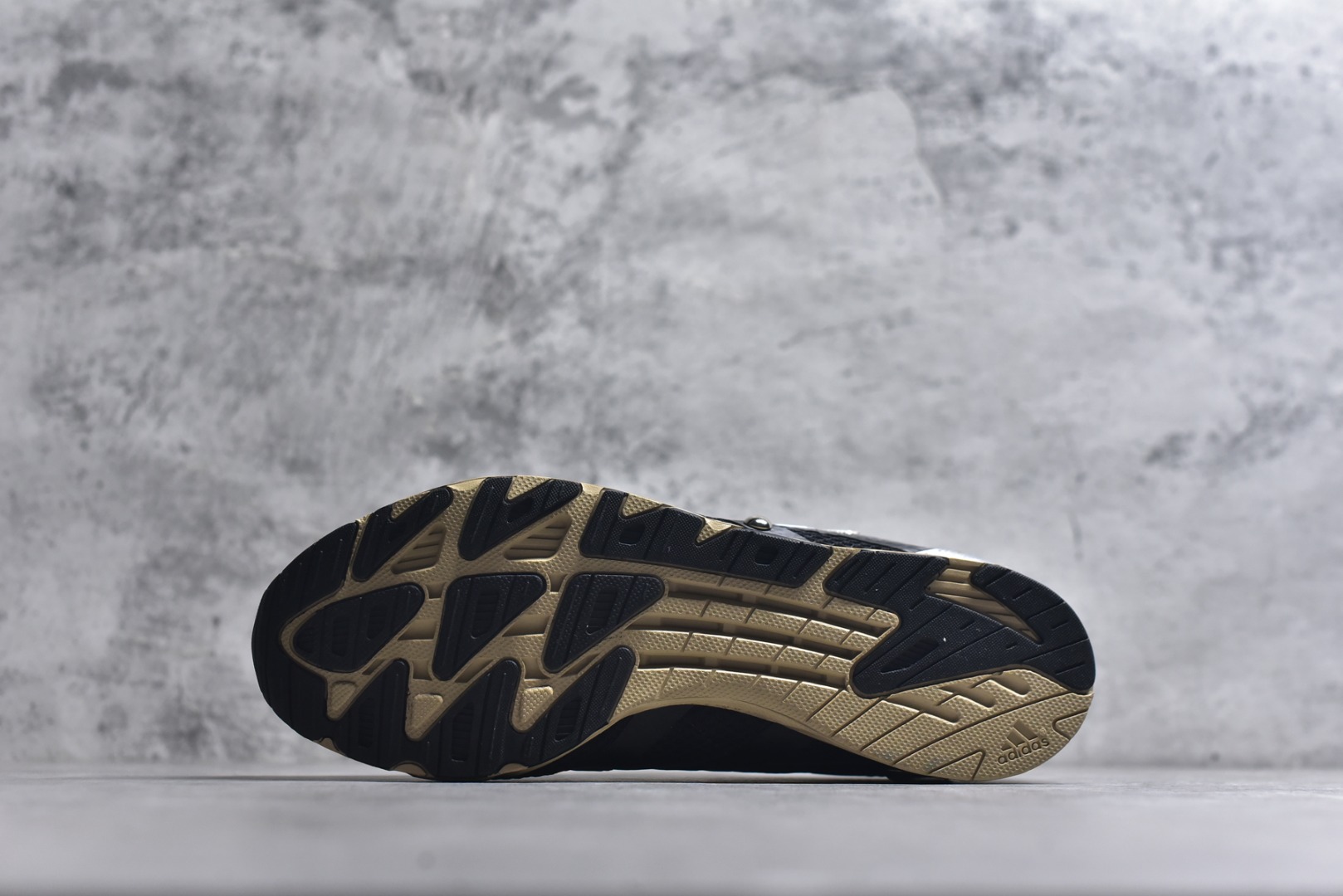 图片[6]-#adidas ADIZERO PR SFTM 阿迪柔软舒适防滑耐磨 低帮跑步鞋 男女同款 货号：HP3523 尺码：36 36.5 37.5 38 38.5 39 40 40.5 41 42 42.5 43 44 45-选品中心