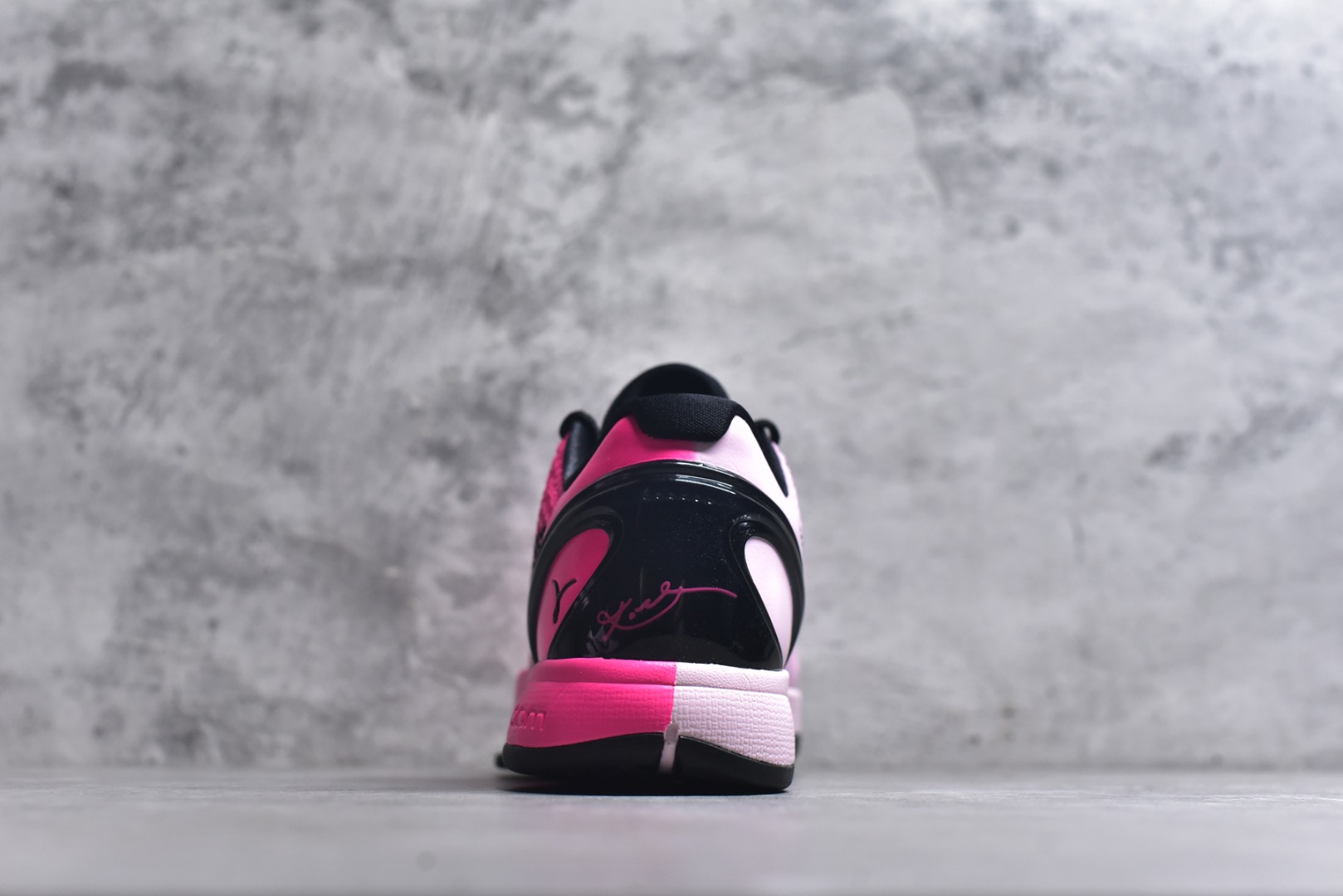 图片[5]-#NK Zoom Kobe 6 Protro 科比六代 粉红鸳鸯 IQ9317-001 原楦纸板开发 鞋身流线型、后跟塑形 区分土肥圆 Zoom Turbo气垫 后掌EVA缓震 实战配置直接拉满 原档数据3D打印 鞋面蛇鳞一颗一粒匹配原版 全身鞋材卡料色独家定制 唯一正确喷漆SWOOSH NK专利Flyknit飞线科技 给予鞋身足够抗扭矩力 真实底模最大47.5 实战利器 专供海外市场 尺码：40 40.5 41 42 42.5 43 44 44.5 45 46 47.5 48.5 （脚宽、脚胖 建议买大半码）-选品中心