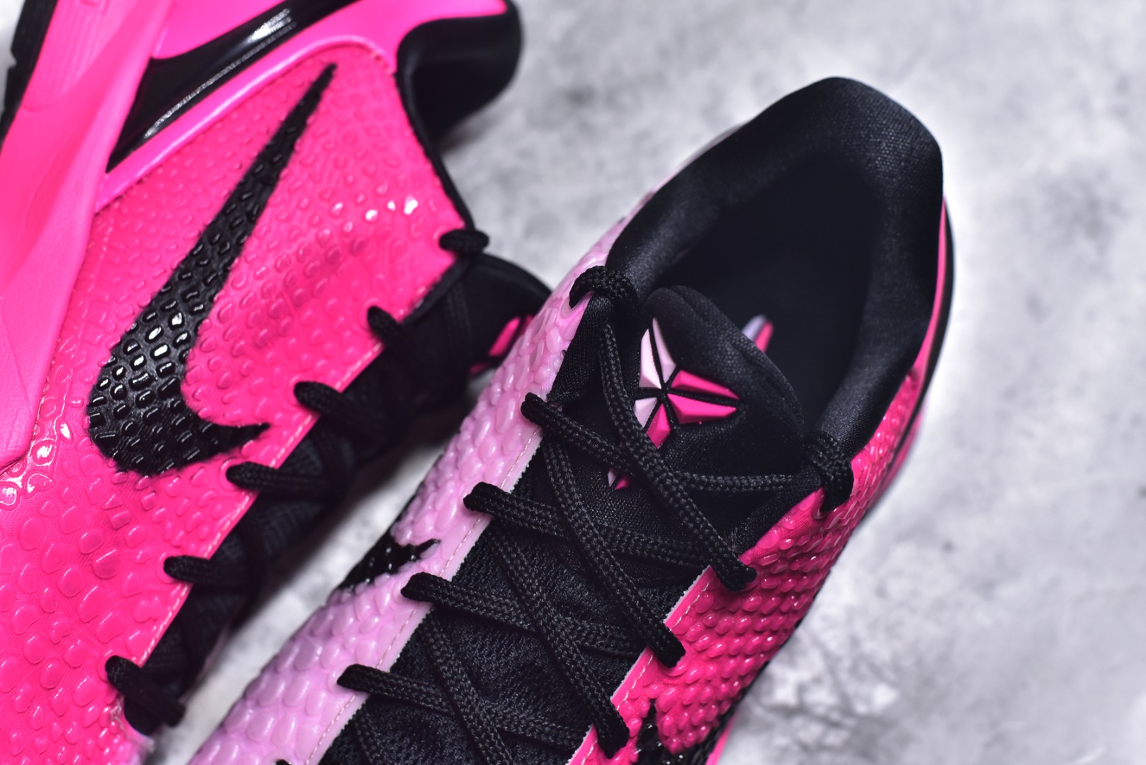 图片[9]-#NK Zoom Kobe 6 Protro 科比六代 粉红鸳鸯 IQ9317-001 原楦纸板开发 鞋身流线型、后跟塑形 区分土肥圆 Zoom Turbo气垫 后掌EVA缓震 实战配置直接拉满 原档数据3D打印 鞋面蛇鳞一颗一粒匹配原版 全身鞋材卡料色独家定制 唯一正确喷漆SWOOSH NK专利Flyknit飞线科技 给予鞋身足够抗扭矩力 真实底模最大47.5 实战利器 专供海外市场 尺码：40 40.5 41 42 42.5 43 44 44.5 45 46 47.5 48.5 （脚宽、脚胖 建议买大半码）-选品中心