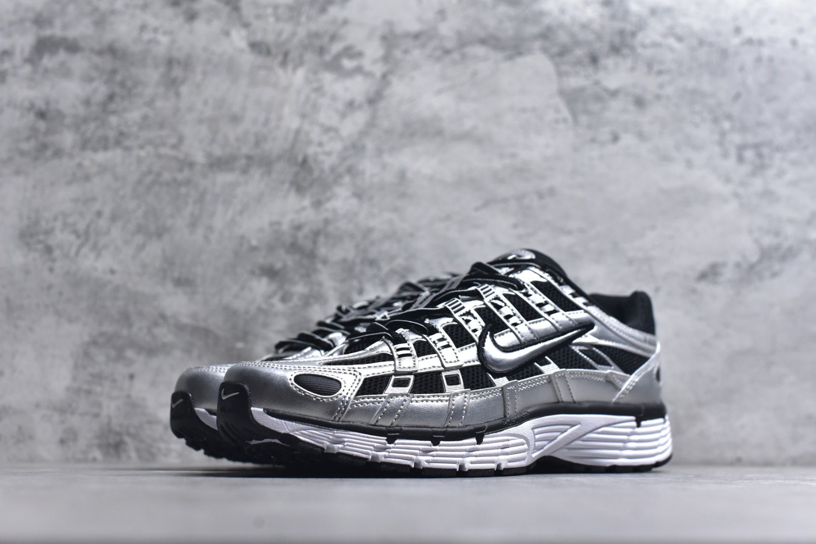 图片[2]-#Nike P-6000 Premium系列低帮复古老爹风休闲运动舒适慢跑鞋 BV1021-013 男女码真标半码制 升级原楦原纸版数据开发版型 采用硬质牛剖革组合透气网面材质 正确3层组织中底搭载EVA轻量缓震嵌入双层革新物料鞋垫,外置防滑耐磨橡胶底片❗ 尺码：36-45-选品中心