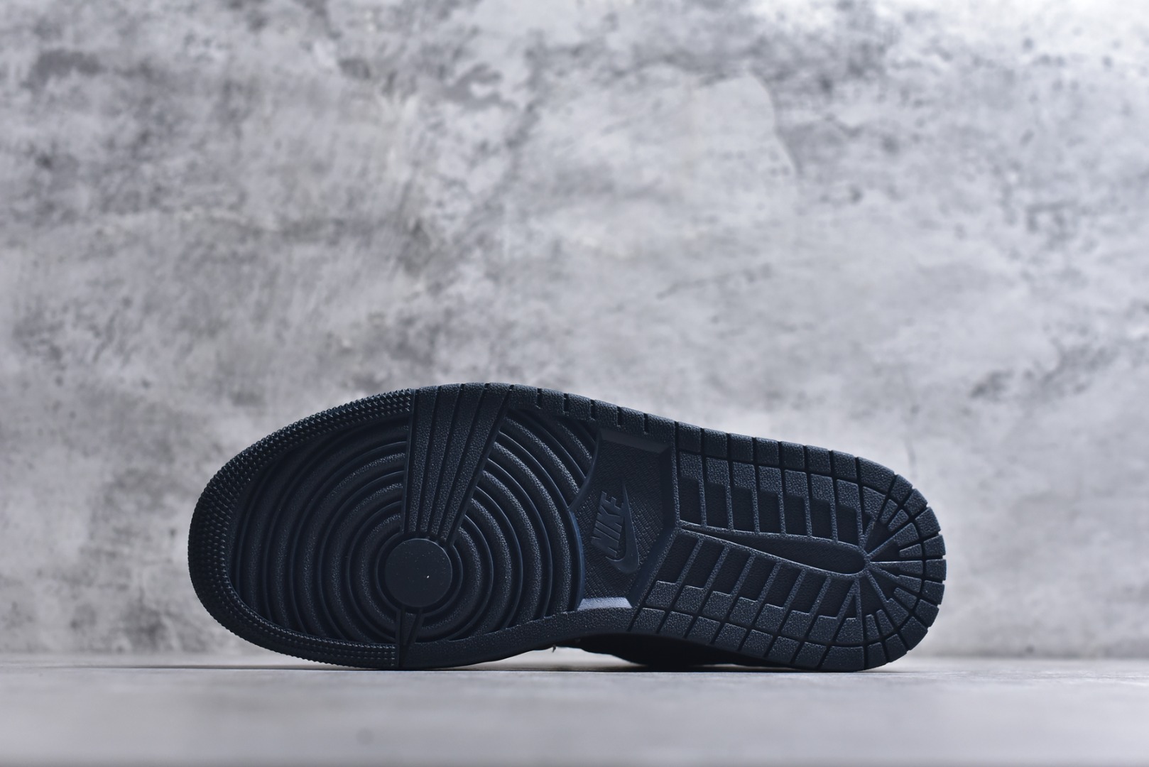 图片[6]-#Air Jordan AJ1 Low 低帮 IQ3460-010 全新流水线出品 市场第二梯队最强版 全部原鞋开发 原楦原纸板开发 全鞋电脑针车 原厂内置全掌气垫 原盒内在原标 唯一Zp原版鞋带绑法 免检产品 全新2022版型 全头层皮料 完美零毛边处理 原厂配置全掌气垫 价格定位良心 新配色陆续出货 尺码：36-46-选品中心