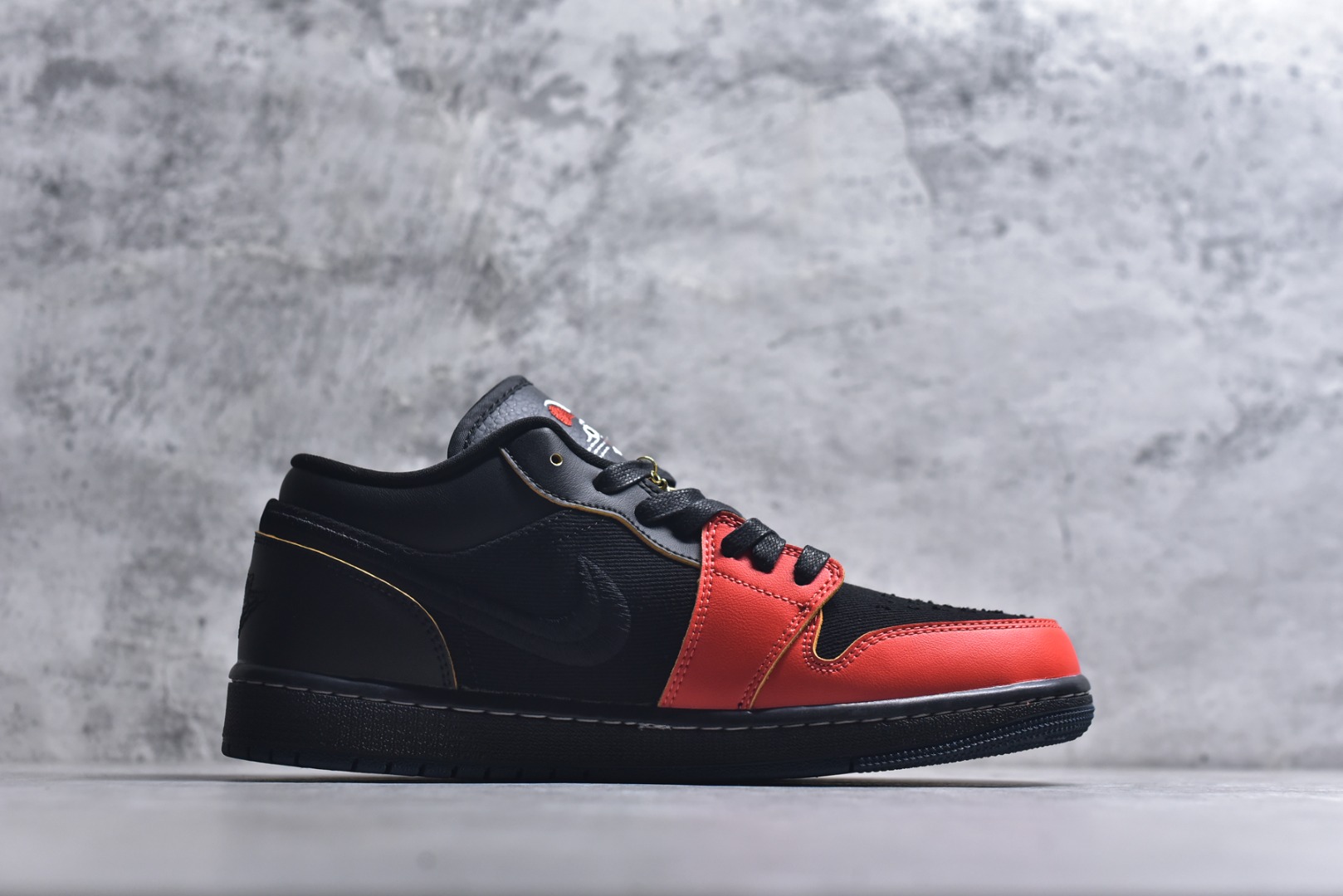 图片[3]-#Air Jordan AJ1 Low 低帮 IQ3460-010 全新流水线出品 市场第二梯队最强版 全部原鞋开发 原楦原纸板开发 全鞋电脑针车 原厂内置全掌气垫 原盒内在原标 唯一Zp原版鞋带绑法 免检产品 全新2022版型 全头层皮料 完美零毛边处理 原厂配置全掌气垫 价格定位良心 新配色陆续出货 尺码：36-46-选品中心