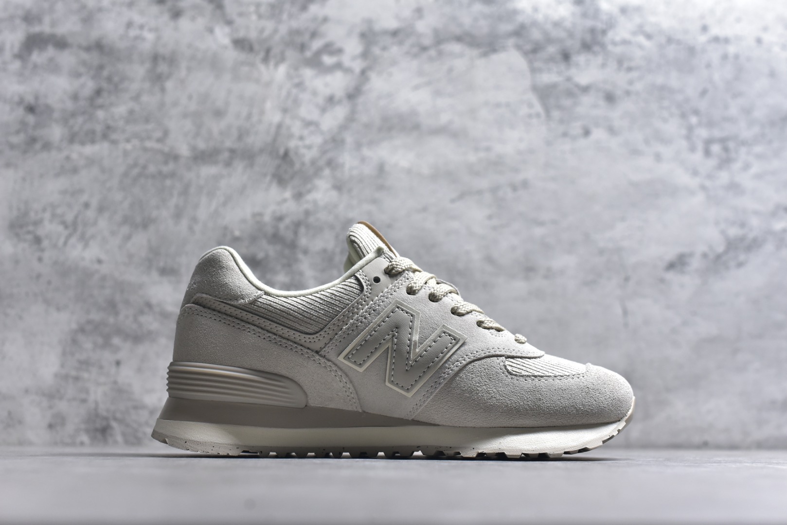图片[3]-#NB新百伦New Balance ML574经典复古休闲运动慢跑鞋 货号：WL574CBG 长青之王”荣耀回归 原档案开发开发纸版楦型 原装4层组合独立私模大底 目前市场最好的版本 对比原版无压力 尺码：36 37 37.5 38 38.5 39 40 40.5 41.5 42 42.5 43 44 44.5 45-选品中心