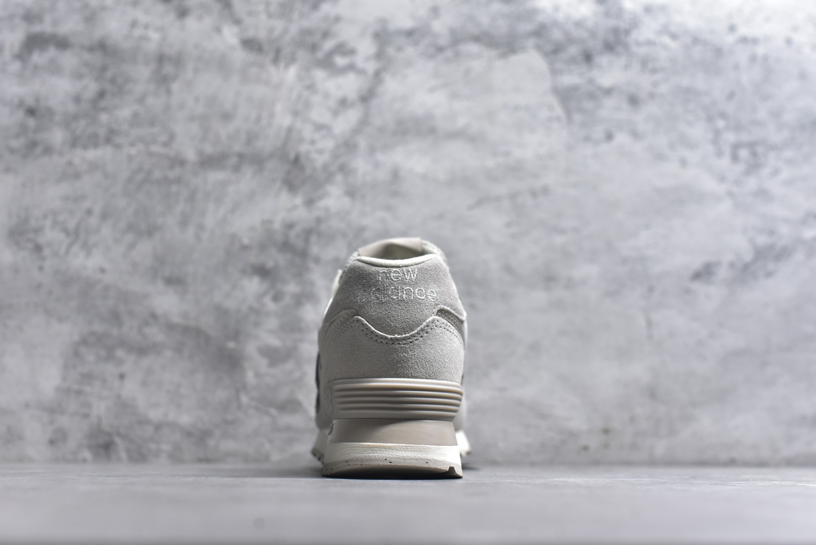 图片[5]-#NB新百伦New Balance ML574经典复古休闲运动慢跑鞋 货号：WL574CBG 长青之王”荣耀回归 原档案开发开发纸版楦型 原装4层组合独立私模大底 目前市场最好的版本 对比原版无压力 尺码：36 37 37.5 38 38.5 39 40 40.5 41.5 42 42.5 43 44 44.5 45-选品中心