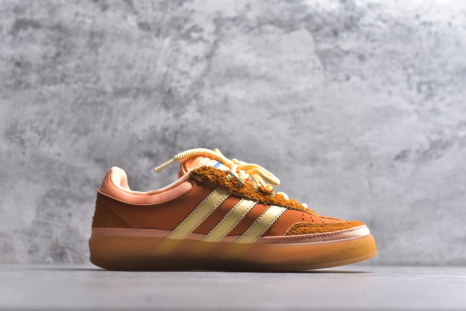 图片[3]-#Bad Bunny x adidas originals GAZELLE INDOOR 时尚舒适 耐磨 低帮 板鞋 德训歪头 男女同款 黄色 JS5050 男女鞋 35.5 36 36.5 37 38 38.5 39 40 40.5 41 42 42.5 43 44 44.5 45-选品中心
