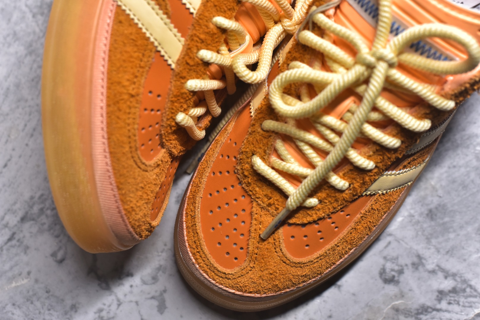 图片[8]-#Bad Bunny x adidas originals GAZELLE INDOOR 时尚舒适 耐磨 低帮 板鞋 德训歪头 男女同款 黄色 JS5050 男女鞋 35.5 36 36.5 37 38 38.5 39 40 40.5 41 42 42.5 43 44 44.5 45-选品中心