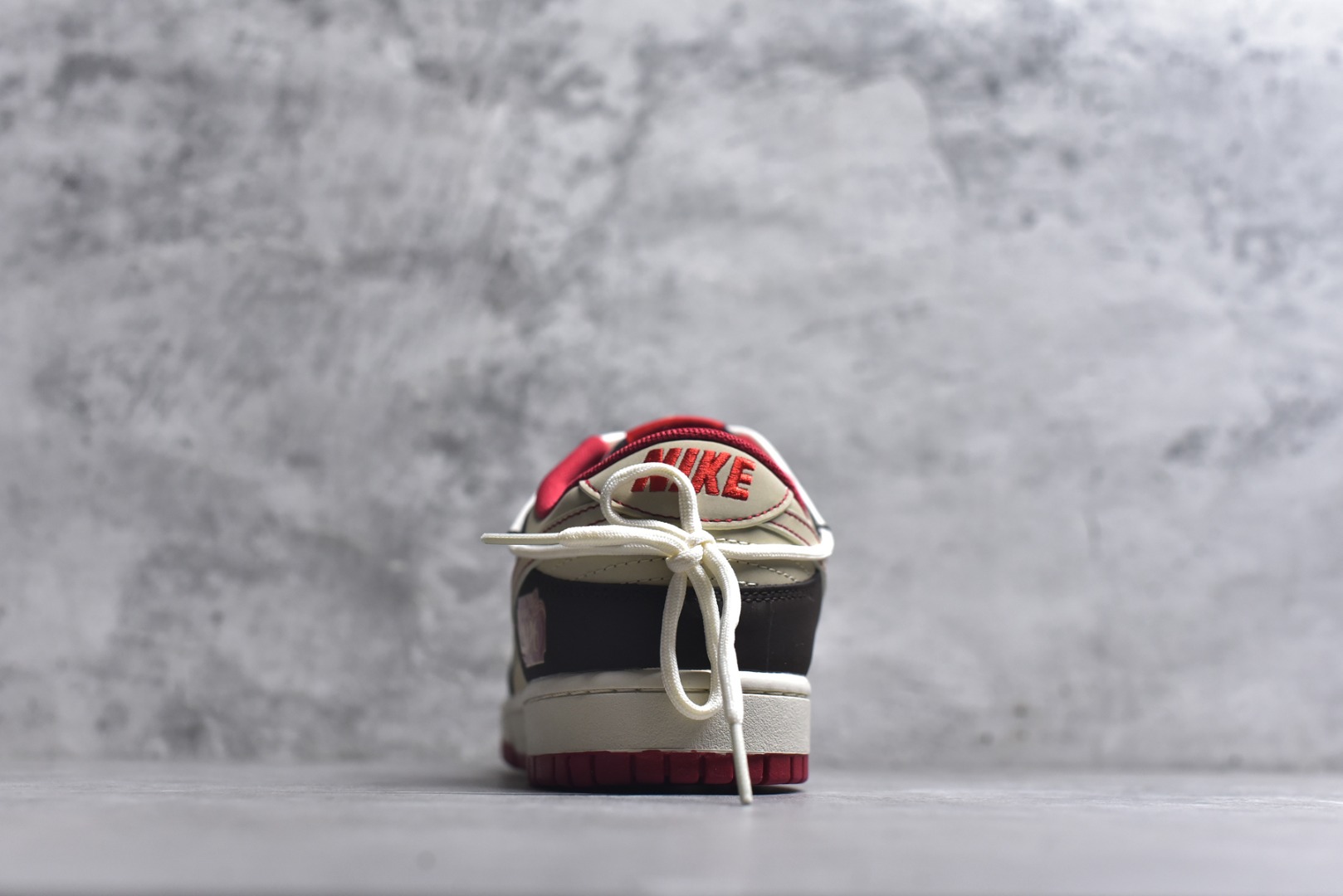 图片[5]-#Nk SB Dunk Low 蛇年系列 米白勾 周年高端定制 低帮休闲板鞋 YX5066-268 #定制鞋盒 大厂纯原品质出货 超高清洁度 皮料切割干净无任何毛边 细节完美 尺码：36 36.5 37.5 38 38.5 39 40 40.5 41 42 42.5 43 44 44.5 45 9.E5-选品中心