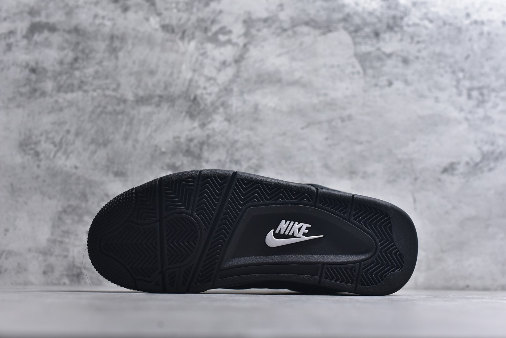 图片[6]-#Jordan Air Jordan 4 \”Black Cat\” 黑猫 时尚舒适 中帮 复古篮球鞋 男鞋 黑碳灰 FV5029-010 男鞋 40 40.5 41 42 42.5 43 44 44.5 45 46 47.5-选品中心