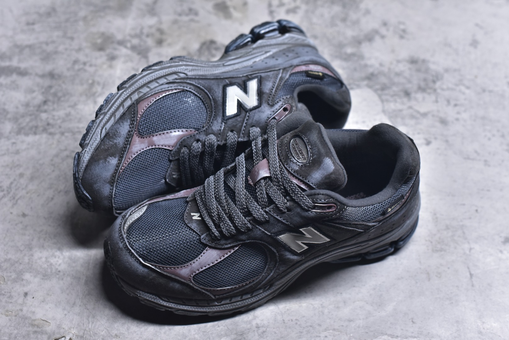 图片[7]-#New balance 2002R Fs 2002R 正宗原装六层组合大底 后掌ABZORB，后掌N-ERGY避震系统 大底N-DURANCE 从不弄虚作假 区别市面描漆一体大底， 皮料方面采用进口荔枝纹理头层磨砂 非市面❌错版猪八/二层磨砂 2002R分越南版和国产版， 1⃣️：越产颜色更深：更好看 国产颜色浅，略逊 2⃣️：越产版型更秀气，相同码数国产肉眼可见鞋型偏长 3⃣️：越产做工粗略 国产做工更为精致 综合以上几点 R版2002R留优去弊 保留国产的精致做工 融入越版的颜色与版型 做出让人赏心悦目的2002R 尺码：36 36.5 37 37.5 38 38.5 39.5 40 40.5 41.5 42 42.5 43 44 44.5 45-选品中心