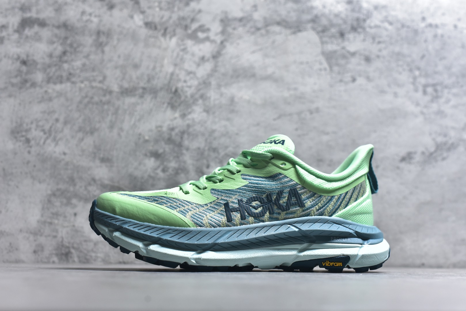 # HOKA ONE ONE Mafate Speed 4 飞速玛法特4代系列低帮轻量户外越野休闲运动慢跑鞋“褐色”1131056/LGOM #采用全新单程提花网面鞋面材质 #内嵌超轻EVA缓震鞋垫 #搭载双密度PROFLY+轻盈弹性泡棉中底 #外置牵引齿花橡胶底块 尺码：36 36.5 37 38 38.5 39 40 40.5 41 42 42.5 43 44 45-选品中心
