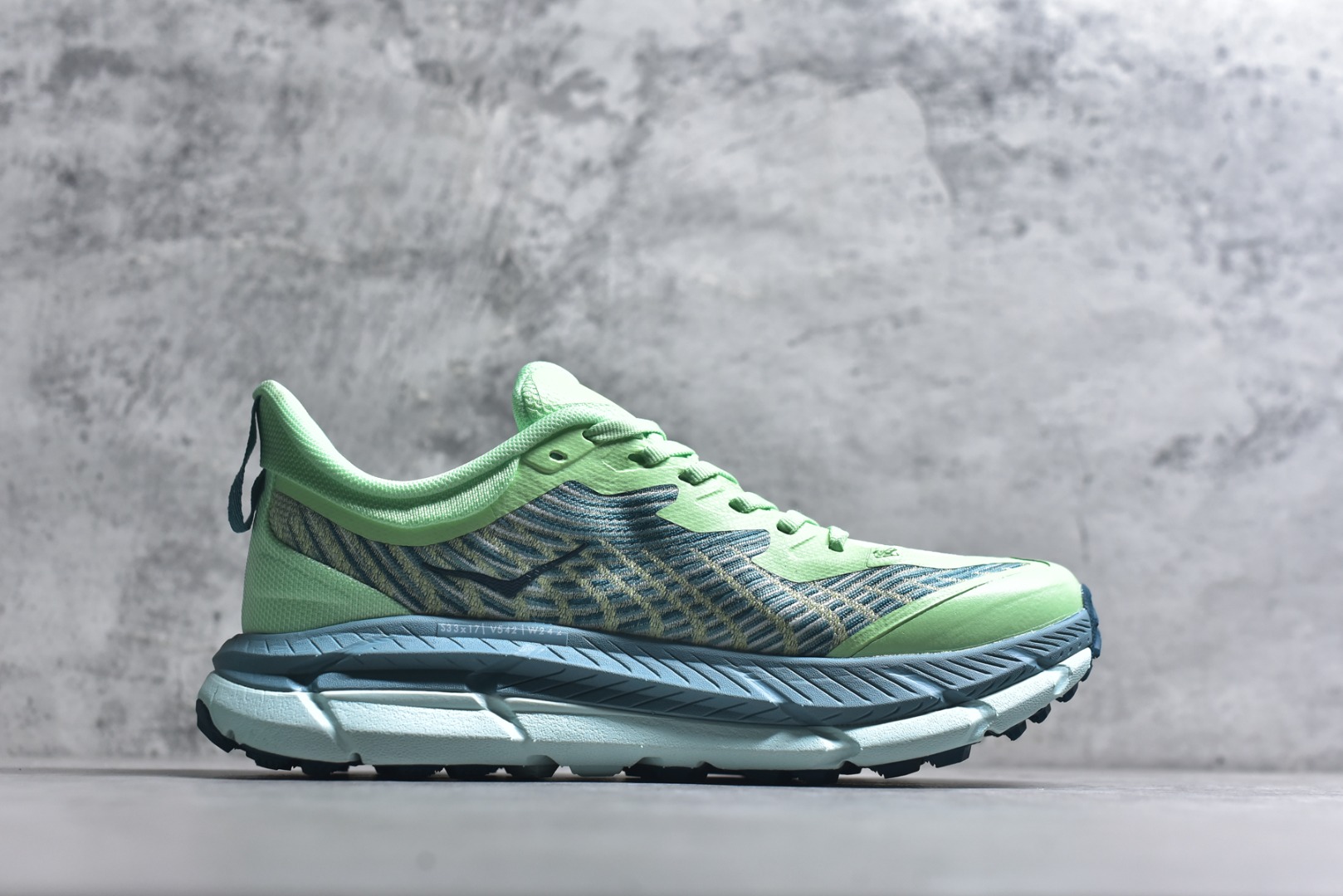 图片[3]-# HOKA ONE ONE Mafate Speed 4 飞速玛法特4代系列低帮轻量户外越野休闲运动慢跑鞋“褐色”1131056/LGOM #采用全新单程提花网面鞋面材质 #内嵌超轻EVA缓震鞋垫 #搭载双密度PROFLY+轻盈弹性泡棉中底 #外置牵引齿花橡胶底块 尺码：36 36.5 37 38 38.5 39 40 40.5 41 42 42.5 43 44 45-选品中心