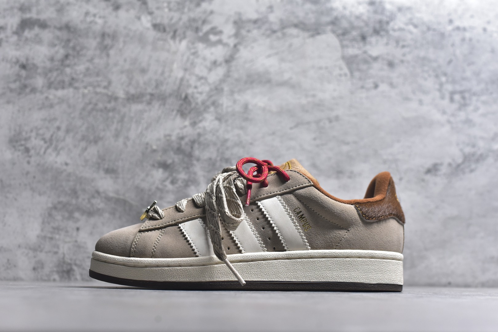 #AD 阿迪 Campus 00s 新年限定\