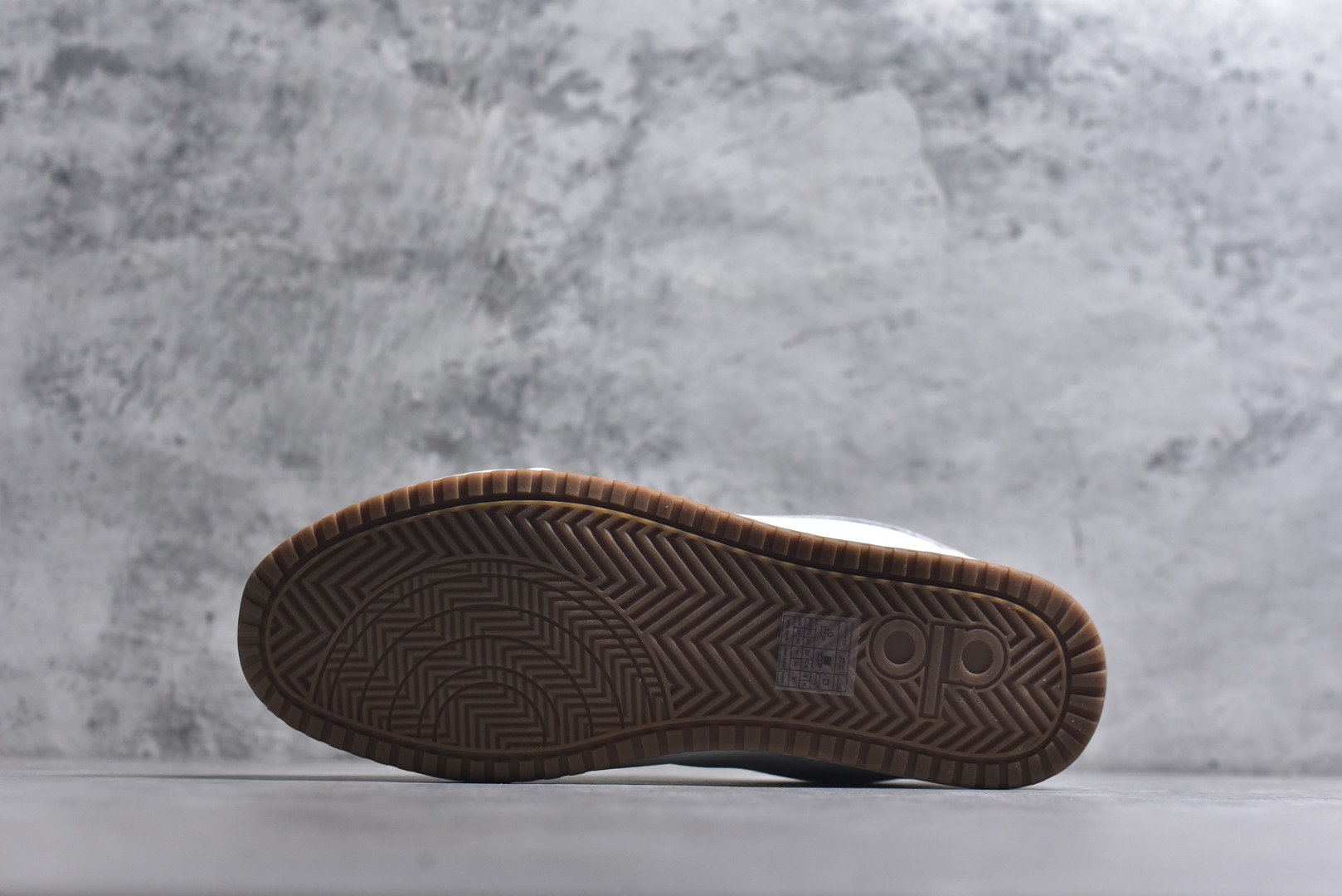 图片[6]-#Alo Yoga Sunset Sneaker 徳训生活休闲鞋 货号：A0891U 尺码：36 36.5 37 37.5 38 38.5 39 40 41 41.5 42 42.5 43 44 45-选品中心