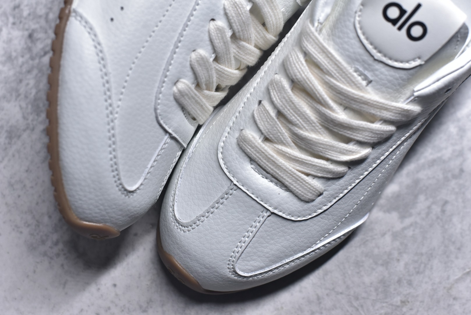 图片[8]-#Alo Yoga Sunset Sneaker 徳训生活休闲鞋 货号：A0891U 尺码：36 36.5 37 37.5 38 38.5 39 40 41 41.5 42 42.5 43 44 45-选品中心