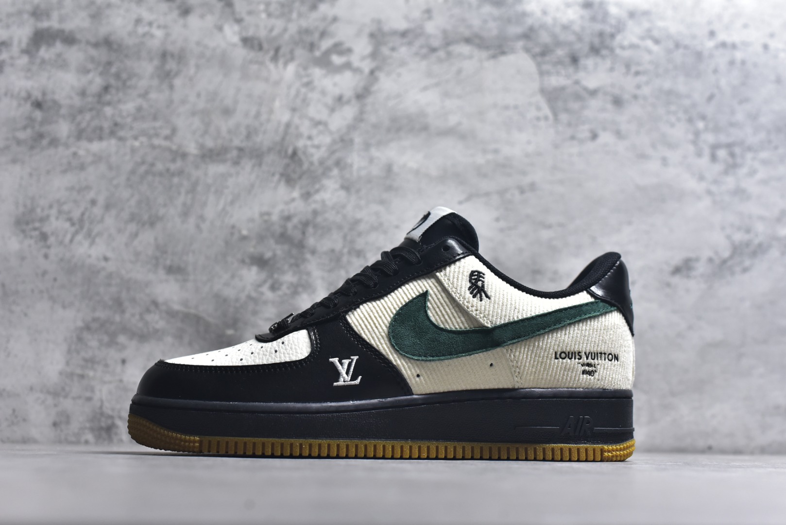 #海外限量发售！公司级NIke Air Force 1 \'07 Low “马年限定--黑松奶霜” 空军一号低帮 运动鞋 休闲鞋 折边针车 工艺难度大 原楦头原纸板 高端定制鞋盒 原厂鞋底 超高清洁度 细节完美 货号：XY9025-005 尺码：36 36.5 37.5 38 38.5 39 40 40.5 41 42 42.5 43 44 44.5 45-选品中心