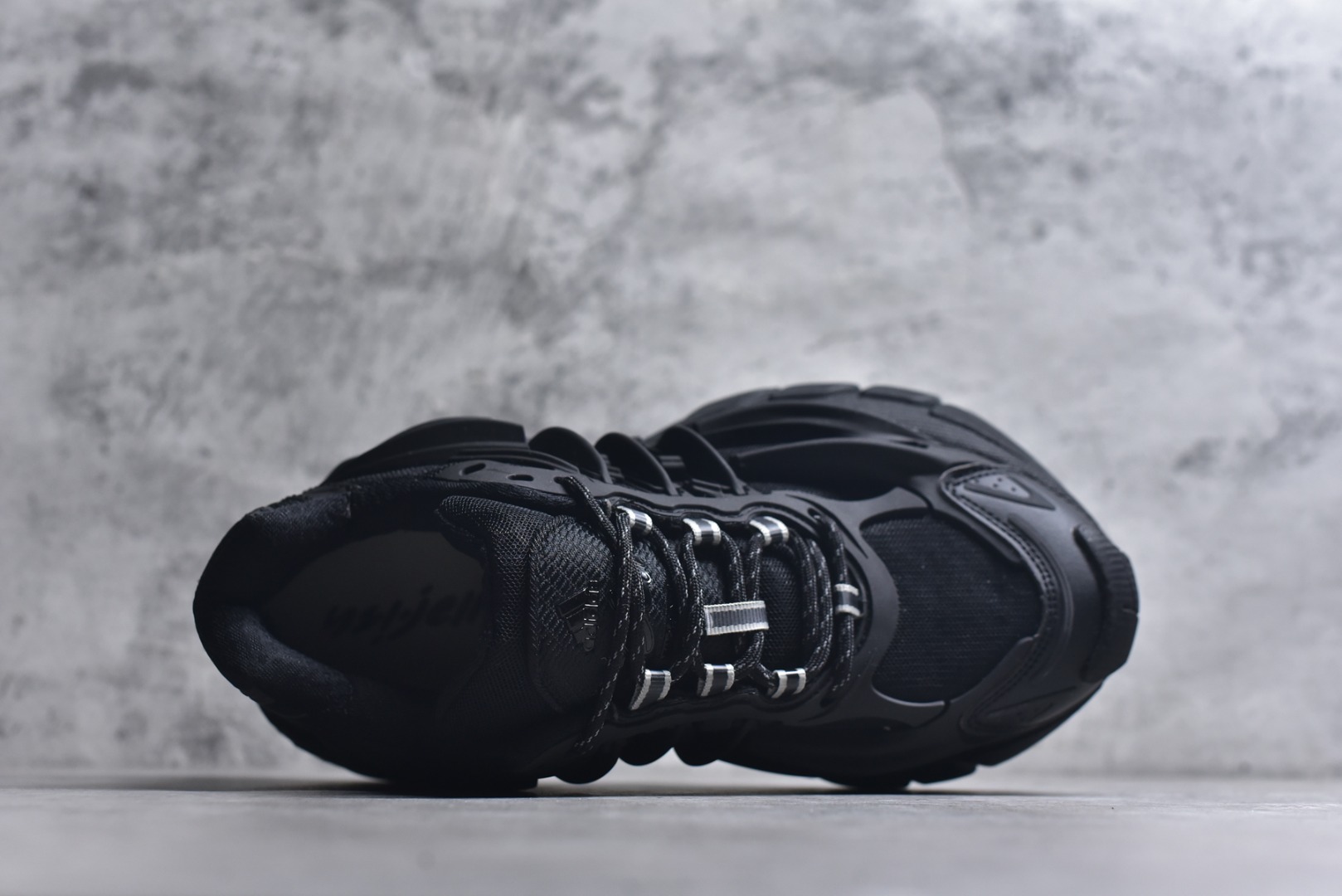 图片[4]-#「水母鞋」来了!携手老搭档菲董(法瑞尔·威廉姆斯) Pharrell Williams x AD Virgina Adistar Jellyfish 阿迪之星水母系列低帮老爹风复古透气缓震休闲运动慢跑鞋“白黑绿”JP6759 #升级原楦开发版型 #采用呼吸网眼布组合透气网眼布组合TUP框架鞋面材质 #中底嵌入PU缓震物料 #外置耐磨橡胶大底❗️ 尺码：36-45\”},\”commodity\”：{\”selfGoodsId\”：\”_dePDjEfam9-AsgqnabXWL3yvJfwdyKKxMan3J2w-选品中心