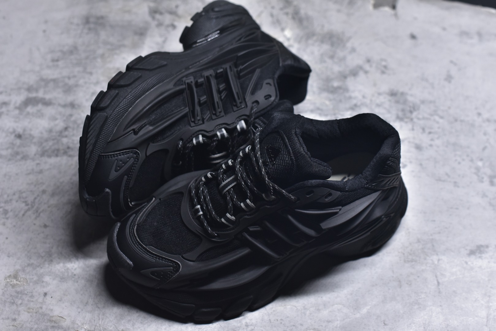 图片[7]-#「水母鞋」来了!携手老搭档菲董(法瑞尔·威廉姆斯) Pharrell Williams x AD Virgina Adistar Jellyfish 阿迪之星水母系列低帮老爹风复古透气缓震休闲运动慢跑鞋“白黑绿”JP6759 #升级原楦开发版型 #采用呼吸网眼布组合透气网眼布组合TUP框架鞋面材质 #中底嵌入PU缓震物料 #外置耐磨橡胶大底❗️ 尺码：36-45\”},\”commodity\”：{\”selfGoodsId\”：\”_dePDjEfam9-AsgqnabXWL3yvJfwdyKKxMan3J2w-选品中心