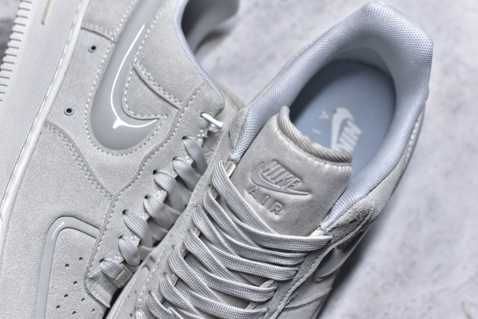 图片[9]-#耐克Nike Air Force 1“07空军一号低帮百搭休闲运动板鞋。柔软、弹性十足的缓震性能和出色的中底设计，横跨复古与现代的外型结合，造就出风靡全球三十多年的Force 1 货号：HV4406-001 尺码：36 36.5 37.5 38 38.5 39 40 40.5 41 42 42.5 43 44 45-选品中心