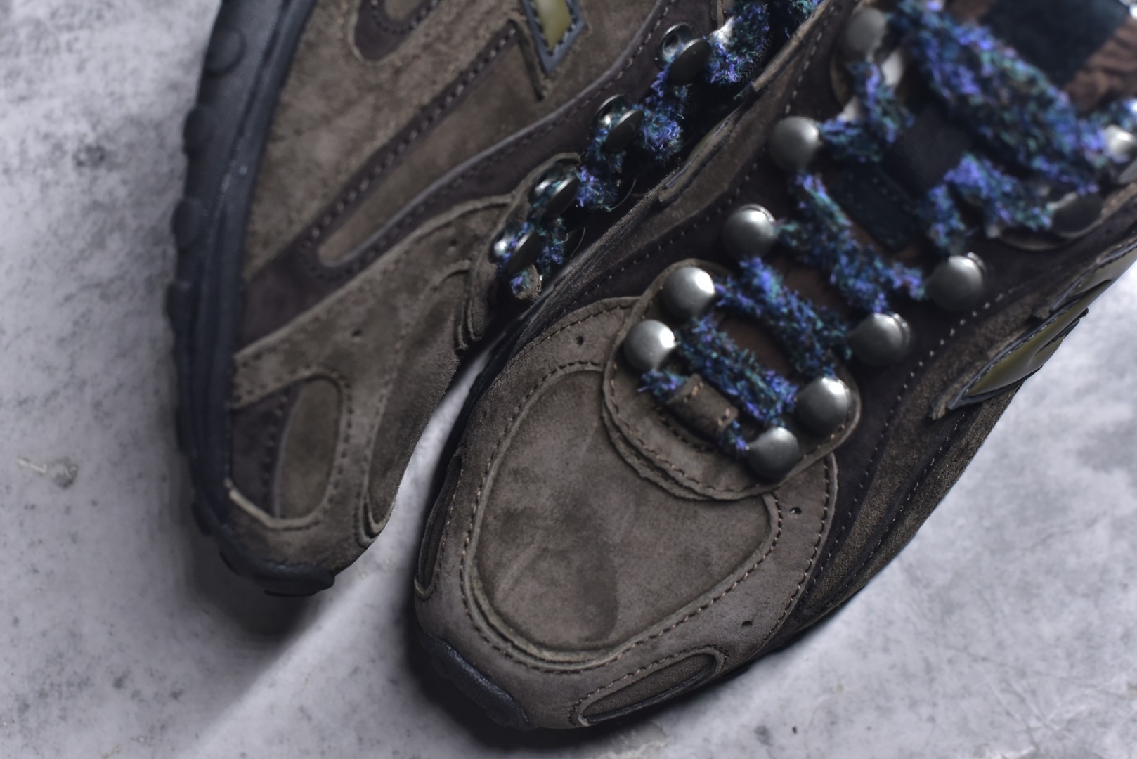 图片[8]-#BASKETCASE x New Balance U204LBC1 NB204L新百伦新款舒适百搭耐磨轻便低帮生活休闲鞋 男女同款 联名棕色 原档数据独立私模大底 唯一正确三层组合大底 特高弹切片加持 百分百还原原鞋脚感 NB市场最强产物 防伪原标全套原楦原纸板原厂数据开发 全鞋电脑针车加持 原厂网布 原装进口头层翻毛皮料正确绒感卡色 正确中底拉帮中底网布细节 匠心打造 耗时两个月开发完成 工艺极其复杂难度可想而知 高端零售专供产物 尺码：36-44.5-选品中心