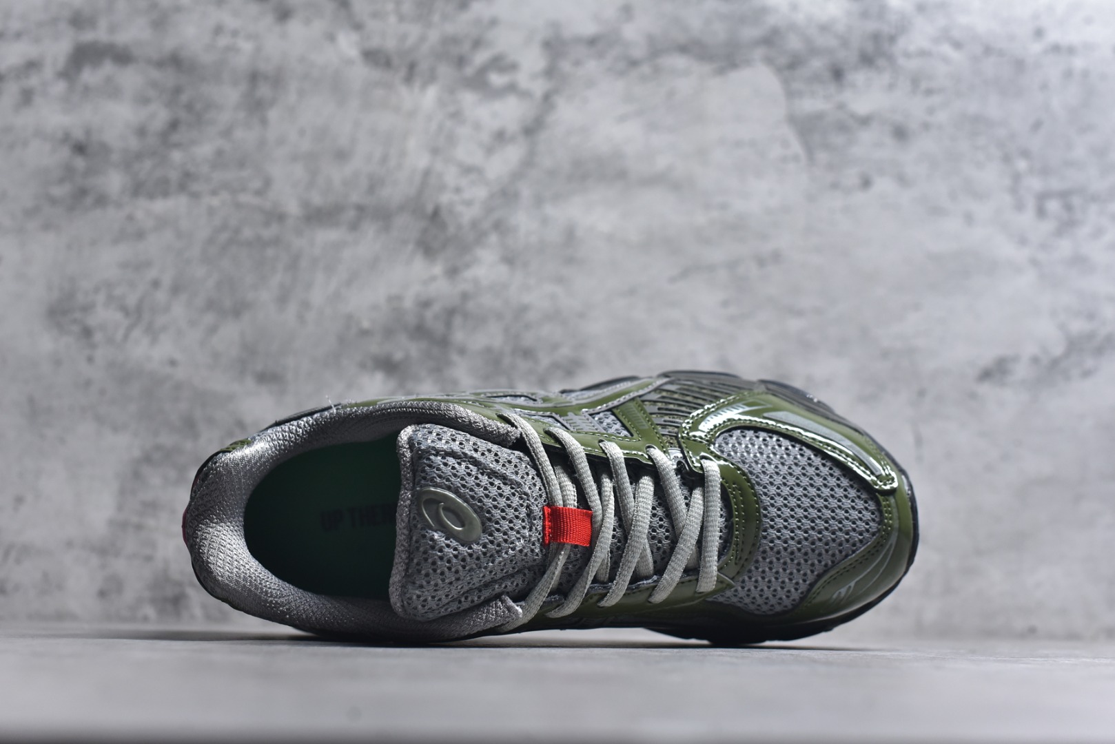 图片[4]-#Asics Gel-Nimbus 12.1 亚瑟士复古透气休闲缓震耐磨跑步鞋 #鞋面采用无缝线鞋面，贴合脚型，穿着舒适；中底360°环绕式GL，提供良好的缓冲性能； 货号：1203A869-021 尺码：36 37 37.5 38 39 39.5 40 40.5 41.5 42 42.5 43.5 44 45-选品中心