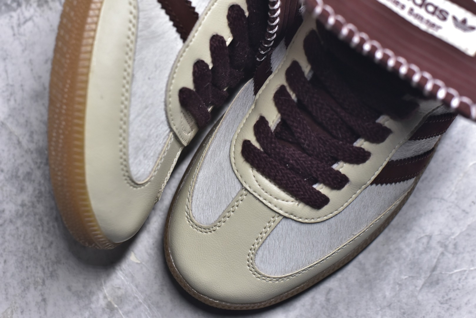 图片[8]-#WALES BONNER x adidas originals Samba Pony Tonal 舒适 耐磨 低帮 板鞋 男女同款 米白 三阿迪达斯叶草休闲防滑耐磨低帮板鞋 货号：IE0586 尺码： 36 36.5 37.5 38 38.5 39 40 40.5 41 42 42.5 43 44 44.5 45-选品中心