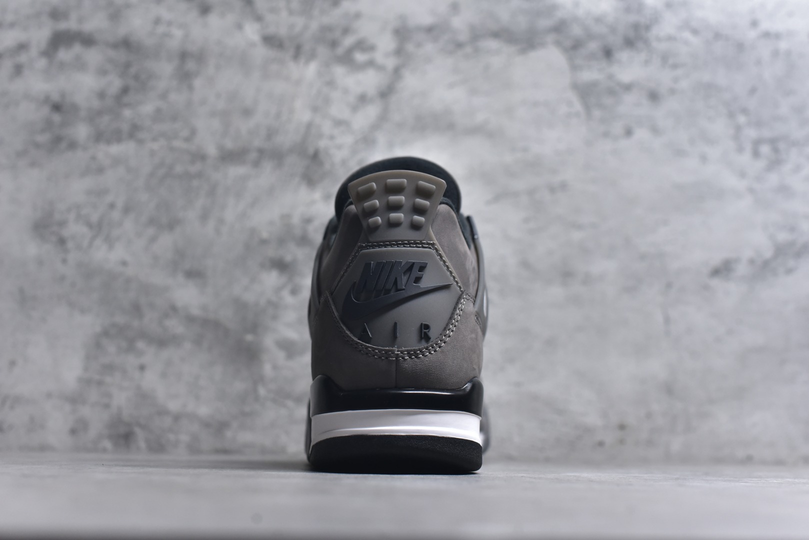 图片[5]-#Nike Air Jordan AJ4 Retro 乔丹四代 纯原大厂出品 Air Jordan AJ4 Retro 原楦原纸板 原厂材料开发 细节把控到位 主供外贸客户 打造完美鞋型 纸板中底 钢印 完美版型 公司货既视感 皮料自行品鉴 专供鬼佬 区别市面各种\”伪纯原\” 货号：FV5029 200 尺码：36-47（半）-选品中心