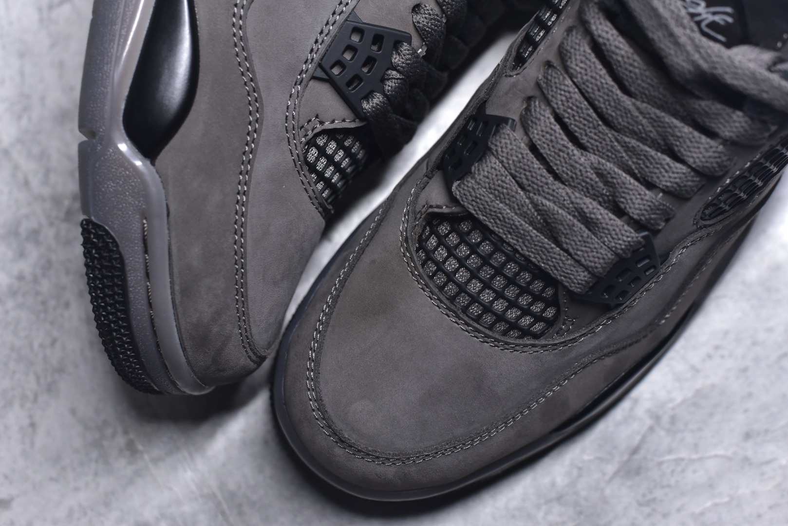 图片[8]-#Nike Air Jordan AJ4 Retro 乔丹四代 纯原大厂出品 Air Jordan AJ4 Retro 原楦原纸板 原厂材料开发 细节把控到位 主供外贸客户 打造完美鞋型 纸板中底 钢印 完美版型 公司货既视感 皮料自行品鉴 专供鬼佬 区别市面各种\”伪纯原\” 货号：FV5029 200 尺码：36-47（半）-选品中心