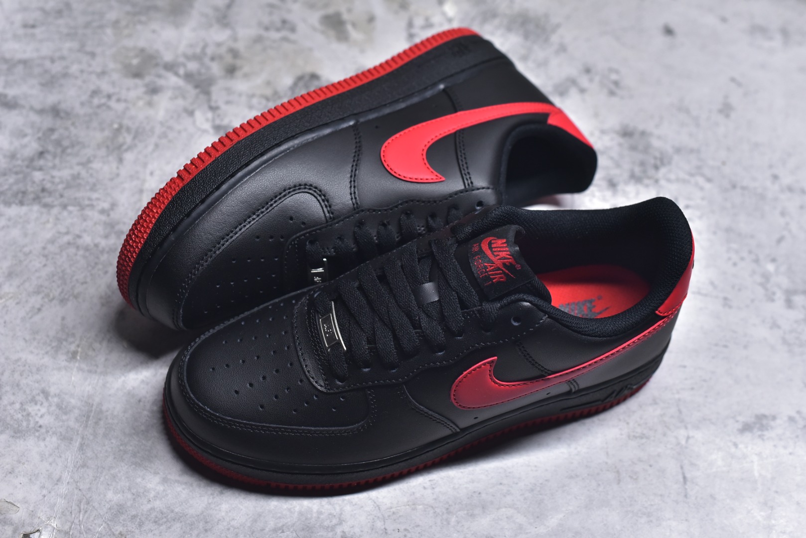 图片[7]-#Air Force 1 Low \’07 原楦头原纸板 纯正空军版型专注外贸渠道 全掌内置蜂窝气垫 #原盒配件 原厂中底钢印、拉帮完美 货号：FJ4146-002 尺码：36 36.5 37 38 38.5 39 40 40.5 41 42 42.5 43 44 44.5 45-选品中心