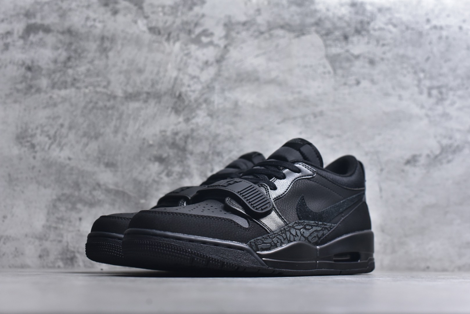 图片[2]-#Jordan Air Jordan Legacy 312 黑武士 舒适贴合 低帮 复古篮球鞋 黑色IQ9784-001 男女鞋 36 36.5 37.5 38 38.5 39 40 40.5 41 42 42.5 43 44 44.5 45 46 47.5-选品中心