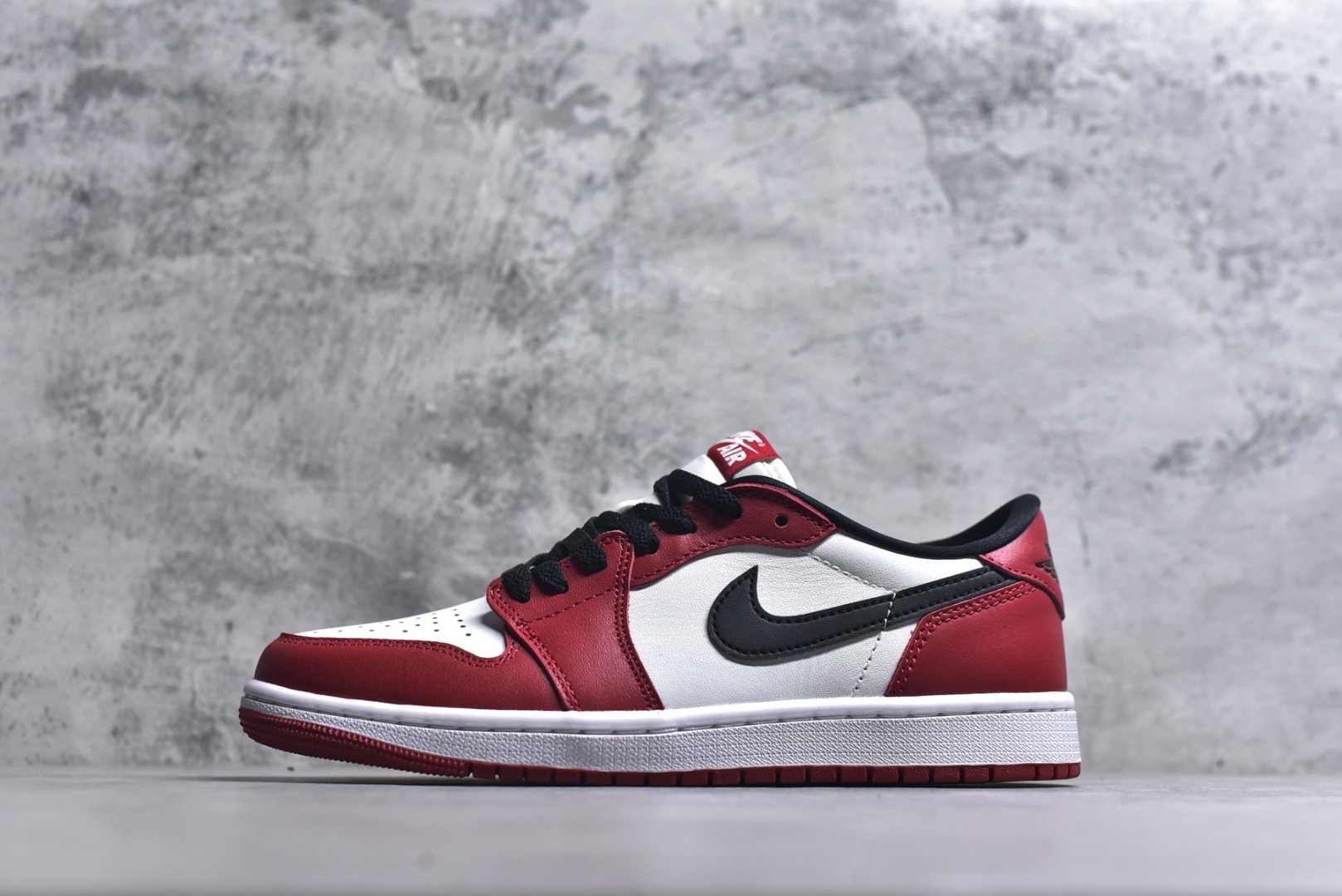 #AIR JORDAN 1 RETRO LOW OG 红白黑 HQ6998-600 男女鞋 36 36.5 37.5 38 38.5 39 40 40.5 41 42 42.5 43 44 44.5 45 46-选品中心