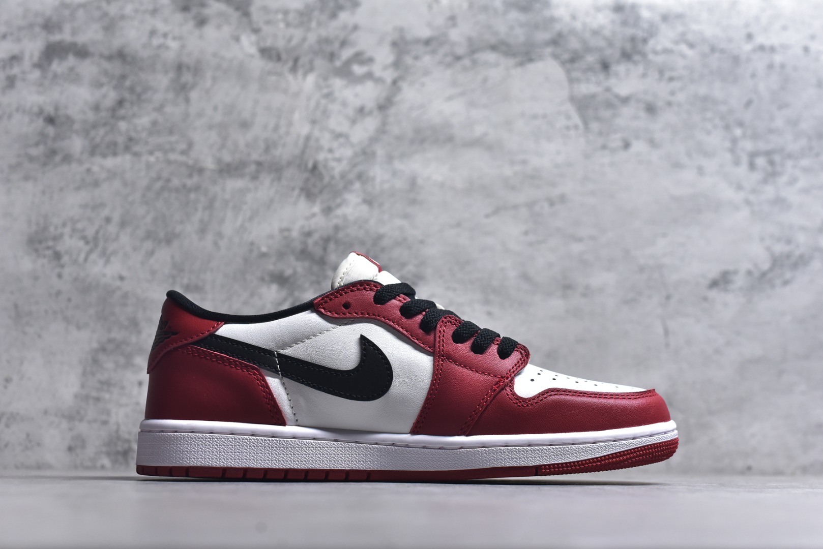 图片[3]-#AIR JORDAN 1 RETRO LOW OG 红白黑 HQ6998-600 男女鞋 36 36.5 37.5 38 38.5 39 40 40.5 41 42 42.5 43 44 44.5 45 46-选品中心