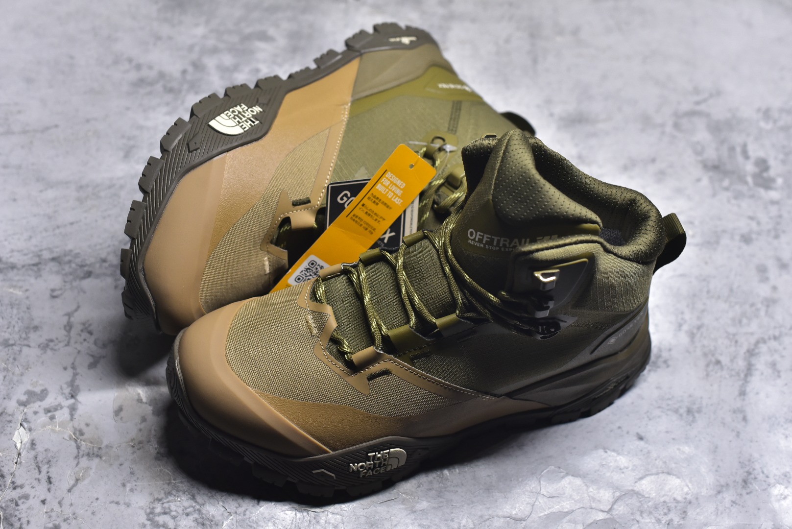 图片[7]-#北面M OFFTRAIL HIKE MID GORE-Tex 高邦户外防水机能鞋 纯原版本 鞋底采用Vibram黄金大底 专门为鞋底设计的橡胶以出色的耐磨性 良好的防滑性或得不少户外运动爱好者的喜欢 专业户外登山品牌（北面）The North Face自1966年创立，由两位热爱登山徒步的年轻登山者于美西旧金山开创，不断透过研发与创新，并且将最先进的技术结合在服装与鞋款设计，生产多种外型帅气且专业能力非常强的户外运动装备而备受欢迎 货号： NF0A8AEU6S4233712 尺码：40 41 42 43 44 45-选品中心