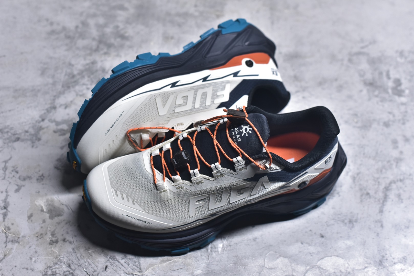 图片[7]-#凯乐石 KAILAS FUGA EX3厚底缓冲徒步跑山网布TPU减震防滑透气包裹性抗冲击轻便回弹 低帮 超强抓地力徒步跑步鞋 BOA适配系统 通过旋钮一键实现快速调节松紧 快速穿脱 YIBRAM MEGAGRIP湿地止滑大底 提供强劲抓地力 驾驭干湿路面 ECCEVAI 厚底回弹中底 缓冲回弹 泵感十足 更抓地 减少消耗-前掌加宽4% 后跟加宽15% 更缓震久跑不累-缓震回弹提升20% 更稳定 减少关节伤害-加高和梯形设计加宽 更包裹 更舒适-楦型升级 加强脚背中腰包裹性 货号：KS2513108 尺码：36 36.5 37.5 38 38.5 39 40 40.5 41 42 42.5 43 44 45-选品中心