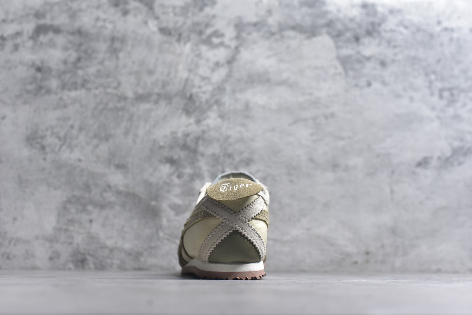 图片[5]-#Onitsuka Tiger鬼塚虎 MEXICO 66 进口皮料 一比一复刻 舒适百搭 低帮 板鞋 男女同款 T4米色 1183C076-101 尺码 35 36 37 37.5 38 39 39.5 40 40.5 41.5 42 42.5 43.5 44 44.5 45-选品中心